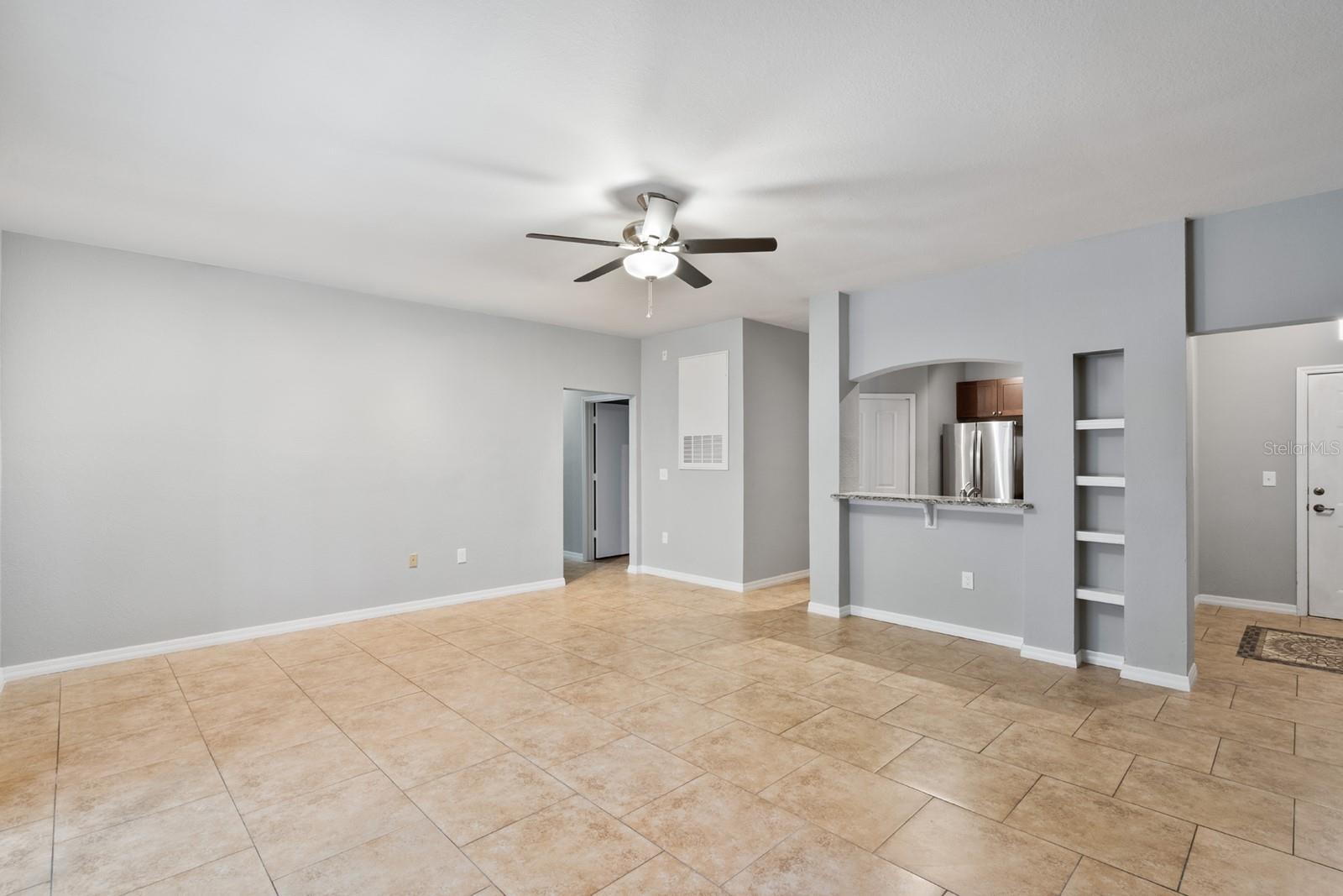 NOTTING HILL A CONDO - Residential