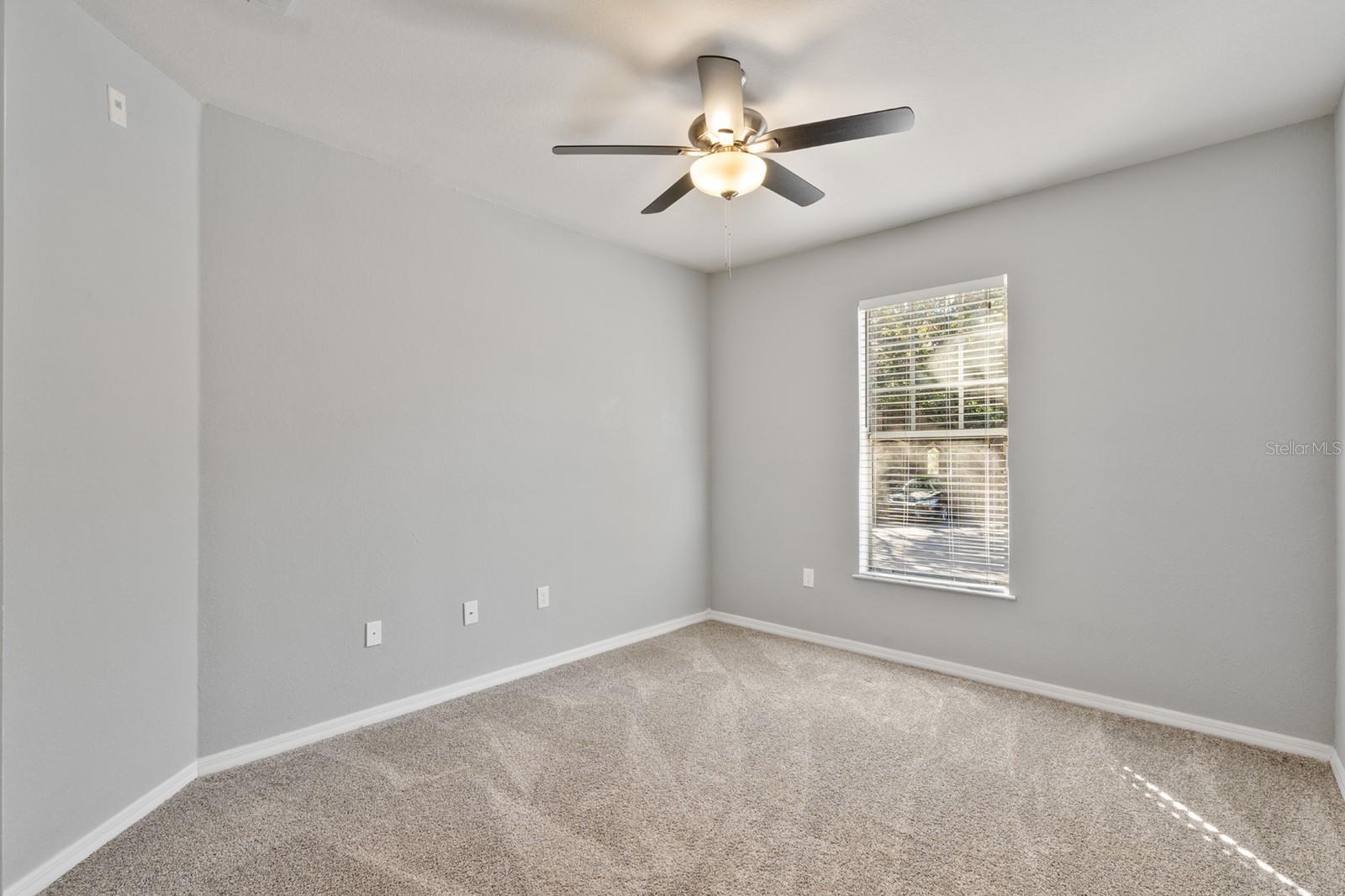 NOTTING HILL A CONDO - Residential