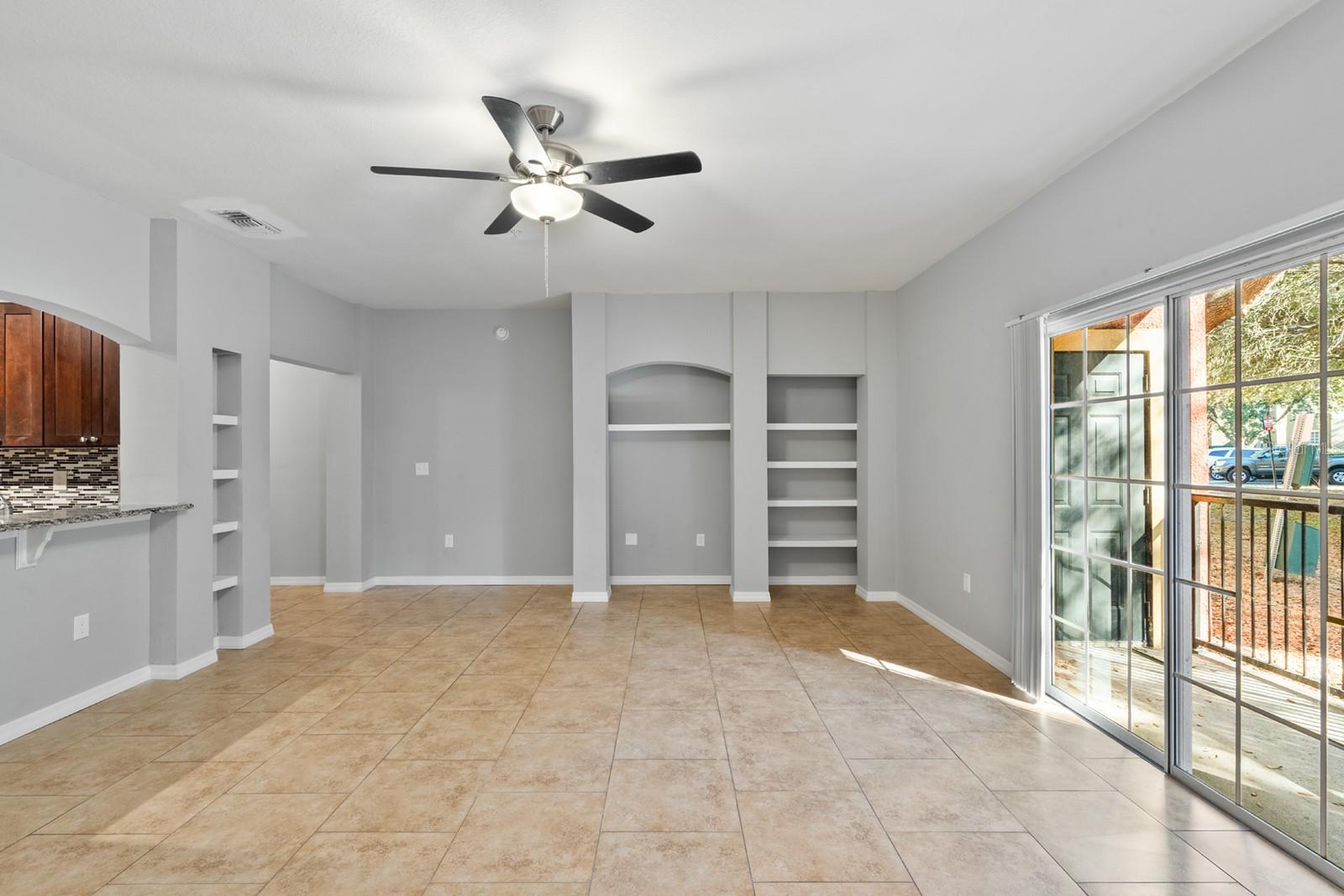 NOTTING HILL A CONDO - Residential