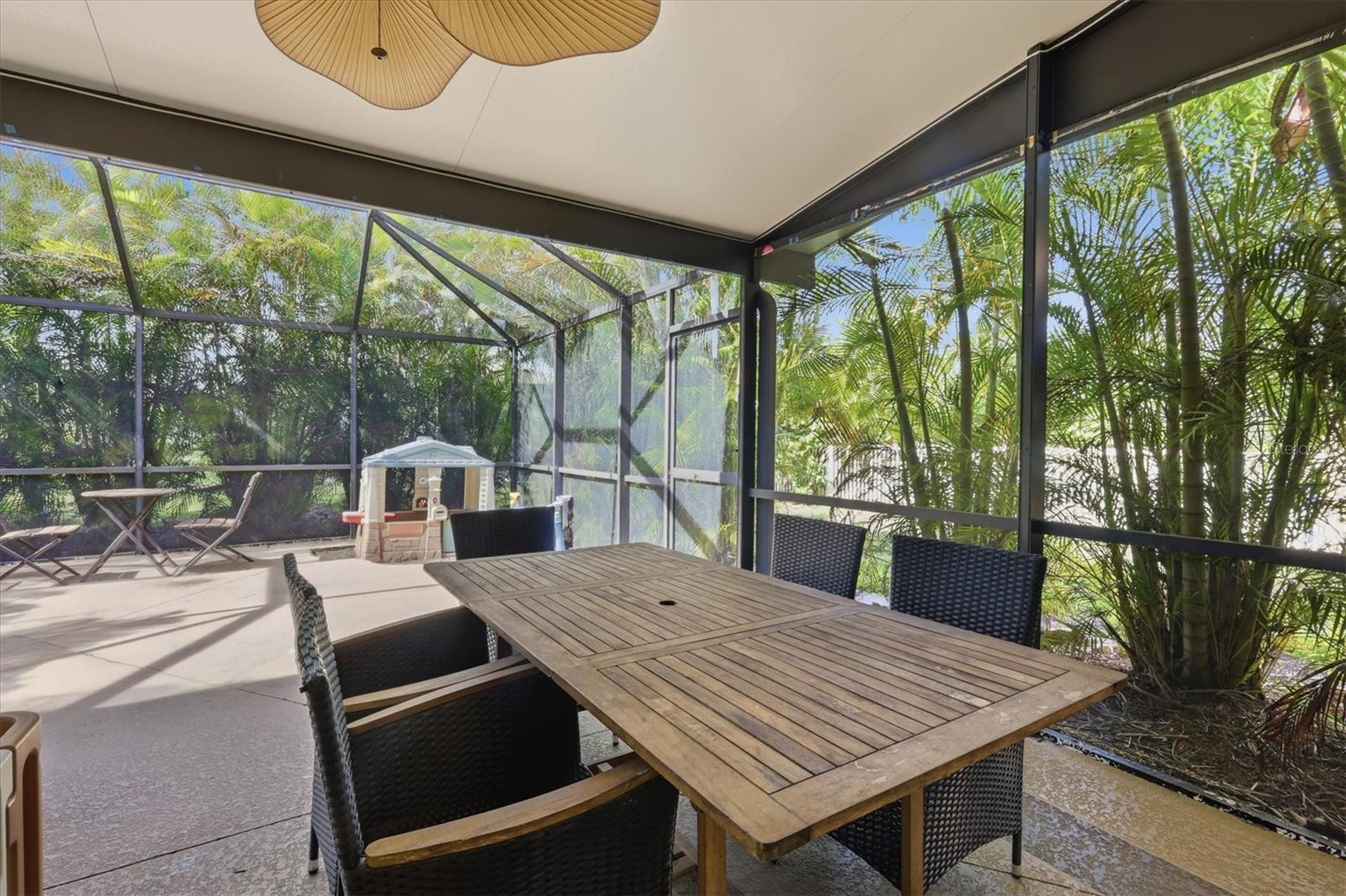 STONEYBROOK AT VENICE - Residential