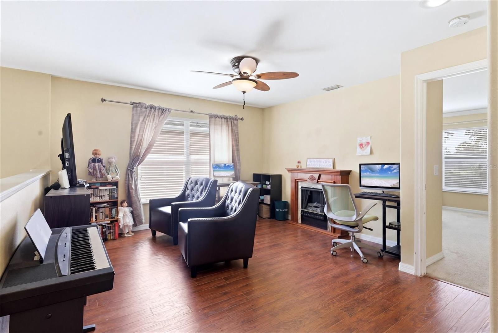 STONEYBROOK AT VENICE - Residential
