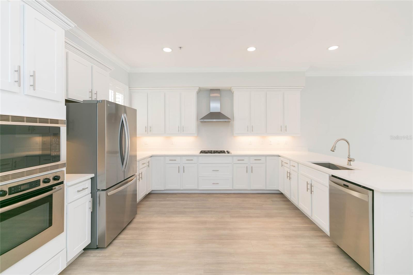73K | VILLA DEL MARE TOWNHOMES - Residential