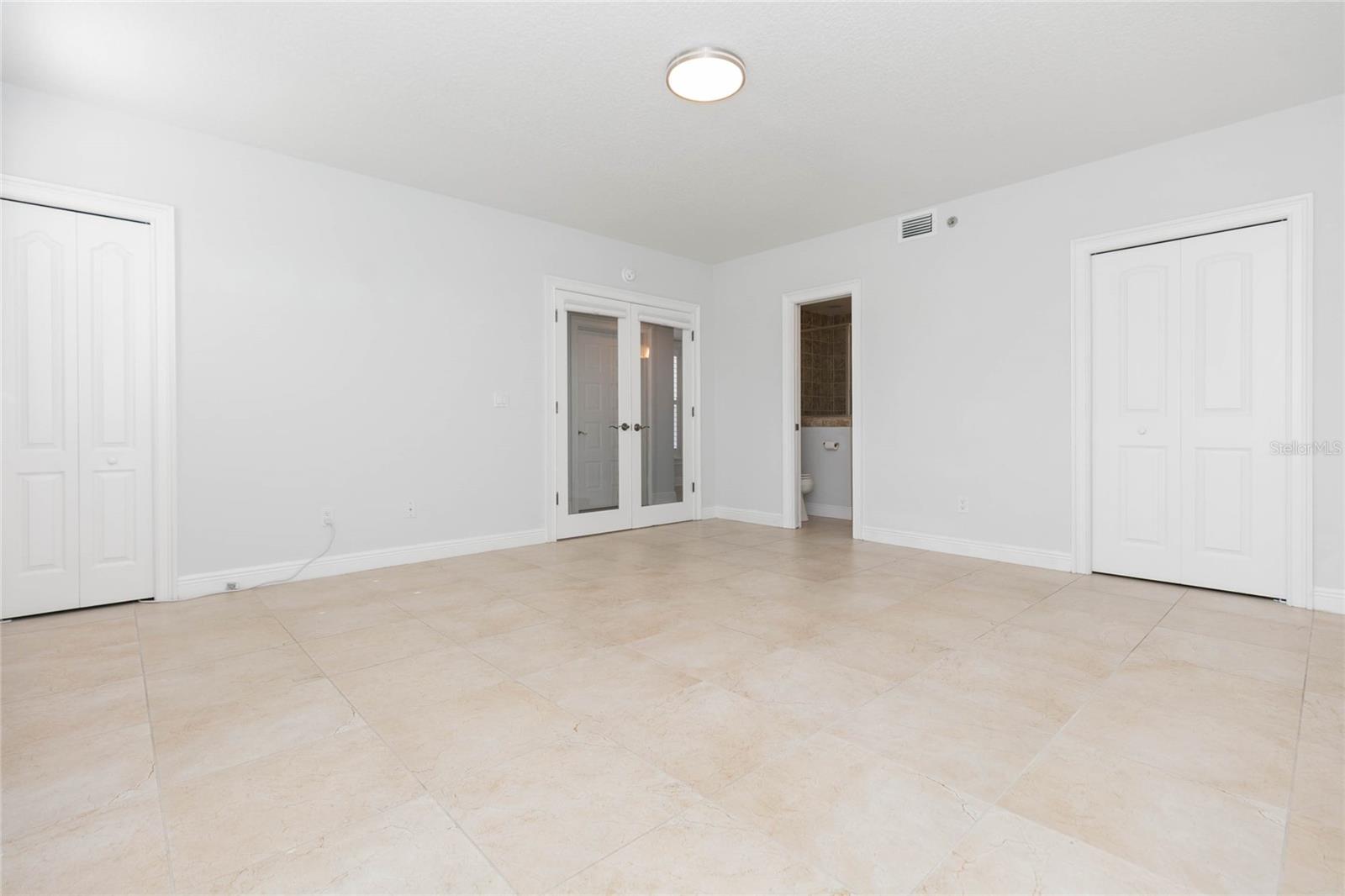 114 E DAVIS BOULEVARD 13