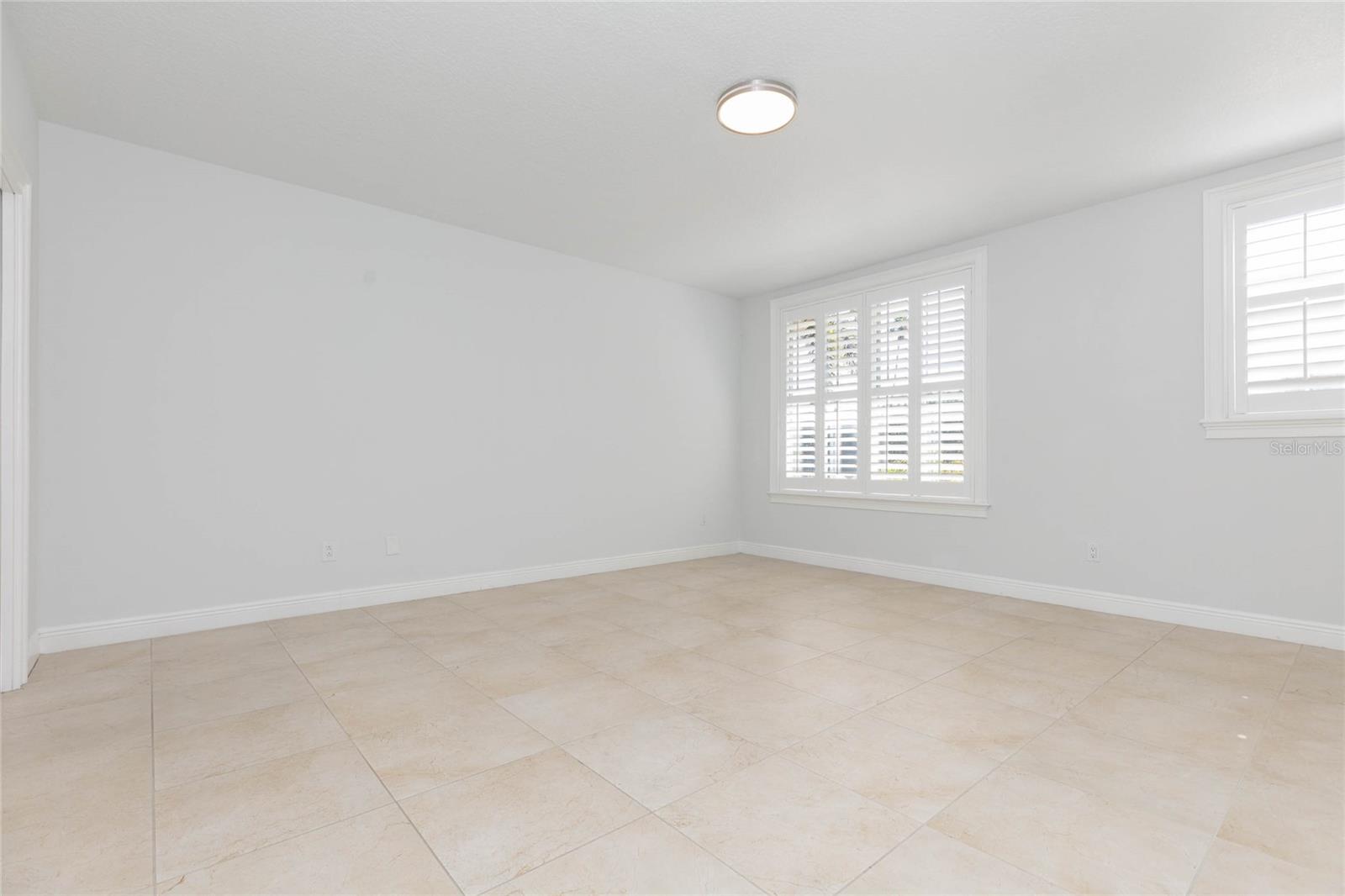 114 E DAVIS BOULEVARD 13