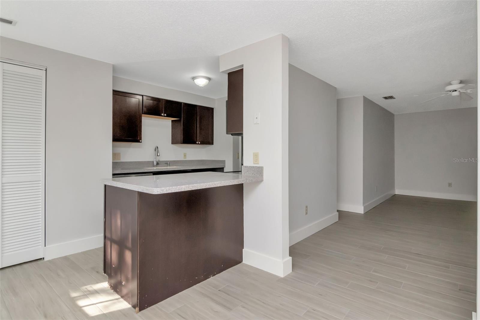 ROSLYN HEIGHTS - Residential Lease