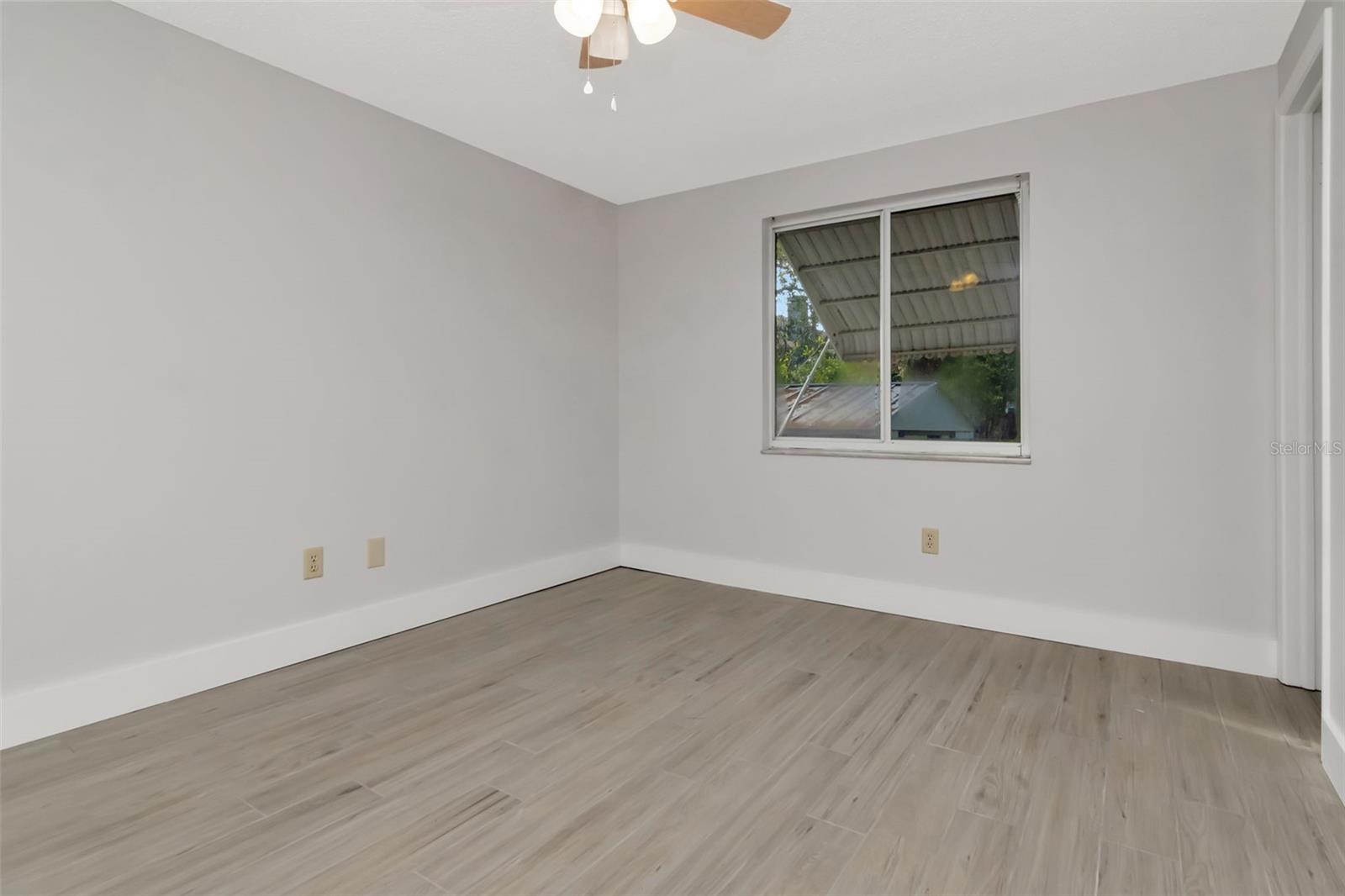 ROSLYN HEIGHTS - Residential Lease