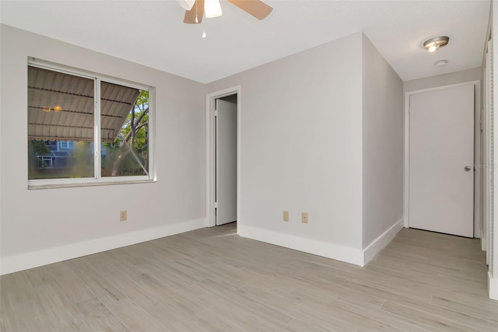 ROSLYN HEIGHTS - Residential Lease