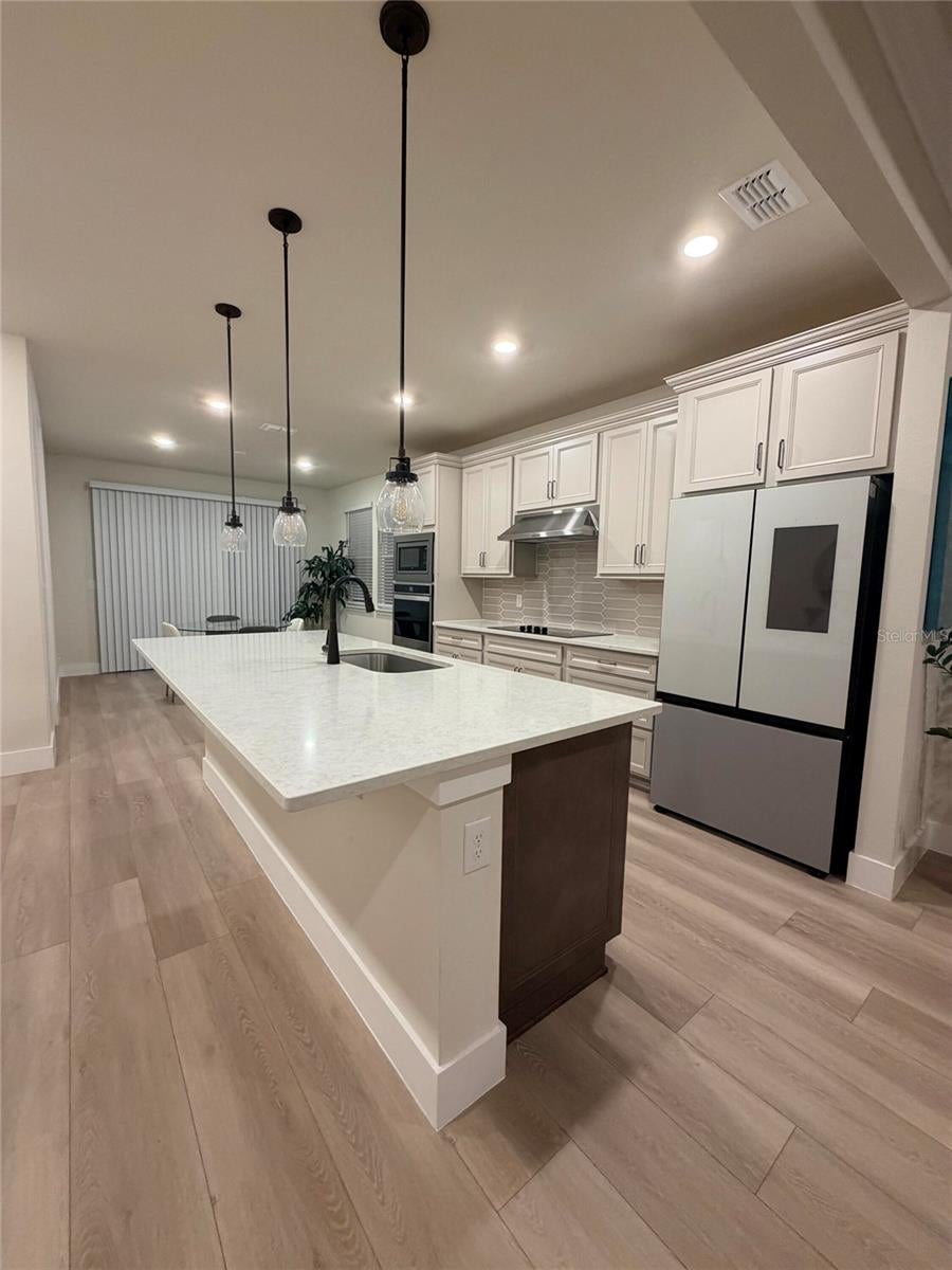 6562 BARNSTORM WAY