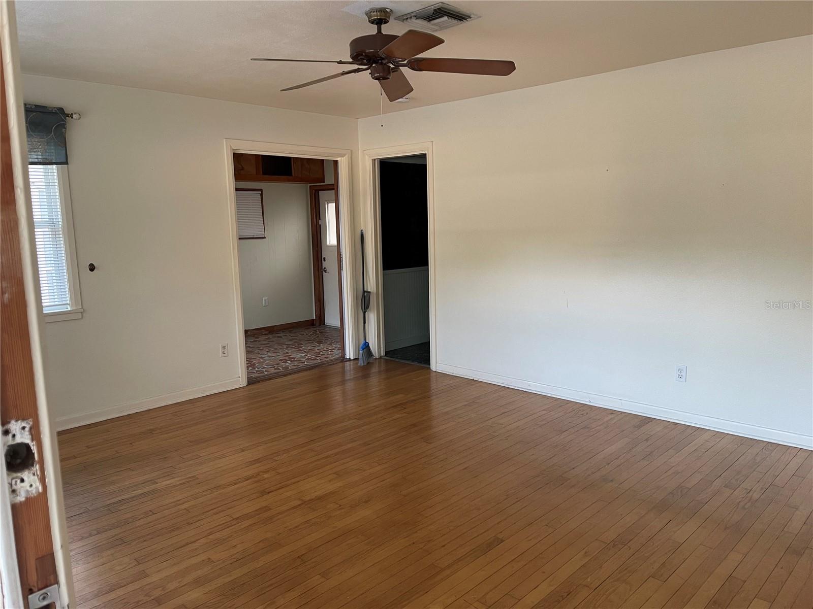 2415 PELICAN DRIVE
