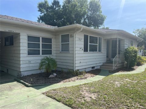 2415 PELICAN DRIVE SARASOTA FL 34237