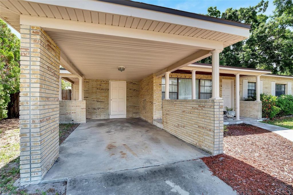 Photo of 4306 S Hubert Avenue, Tampa, FL 33611 (MLS # TB8508715)