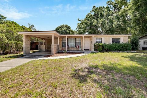 Photo of 4306 S Hubert Avenue, Tampa, FL 33611 (MLS # TB8508715)
