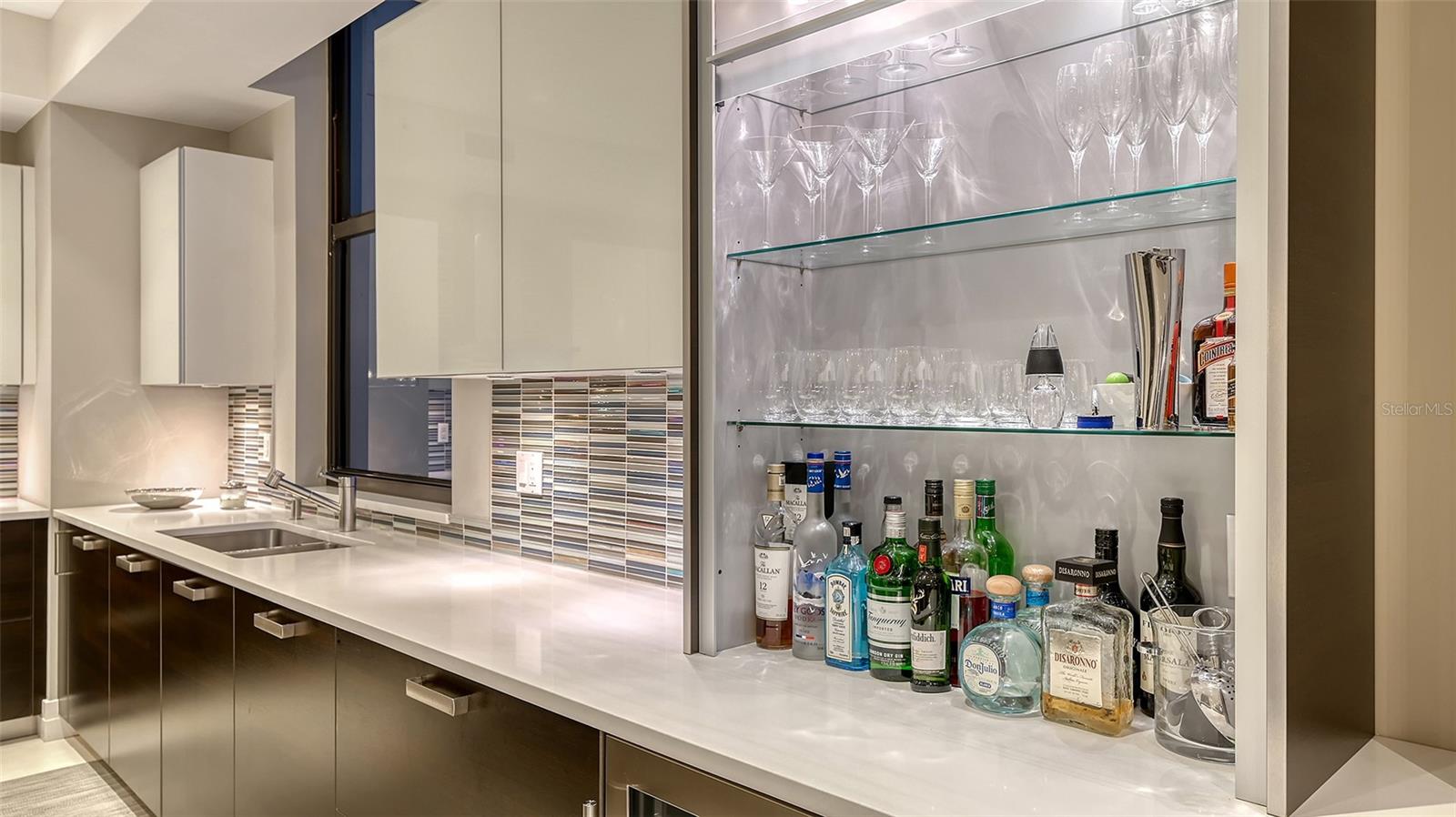 WATER CLUB I AT LONGBOAT KEY - Residential