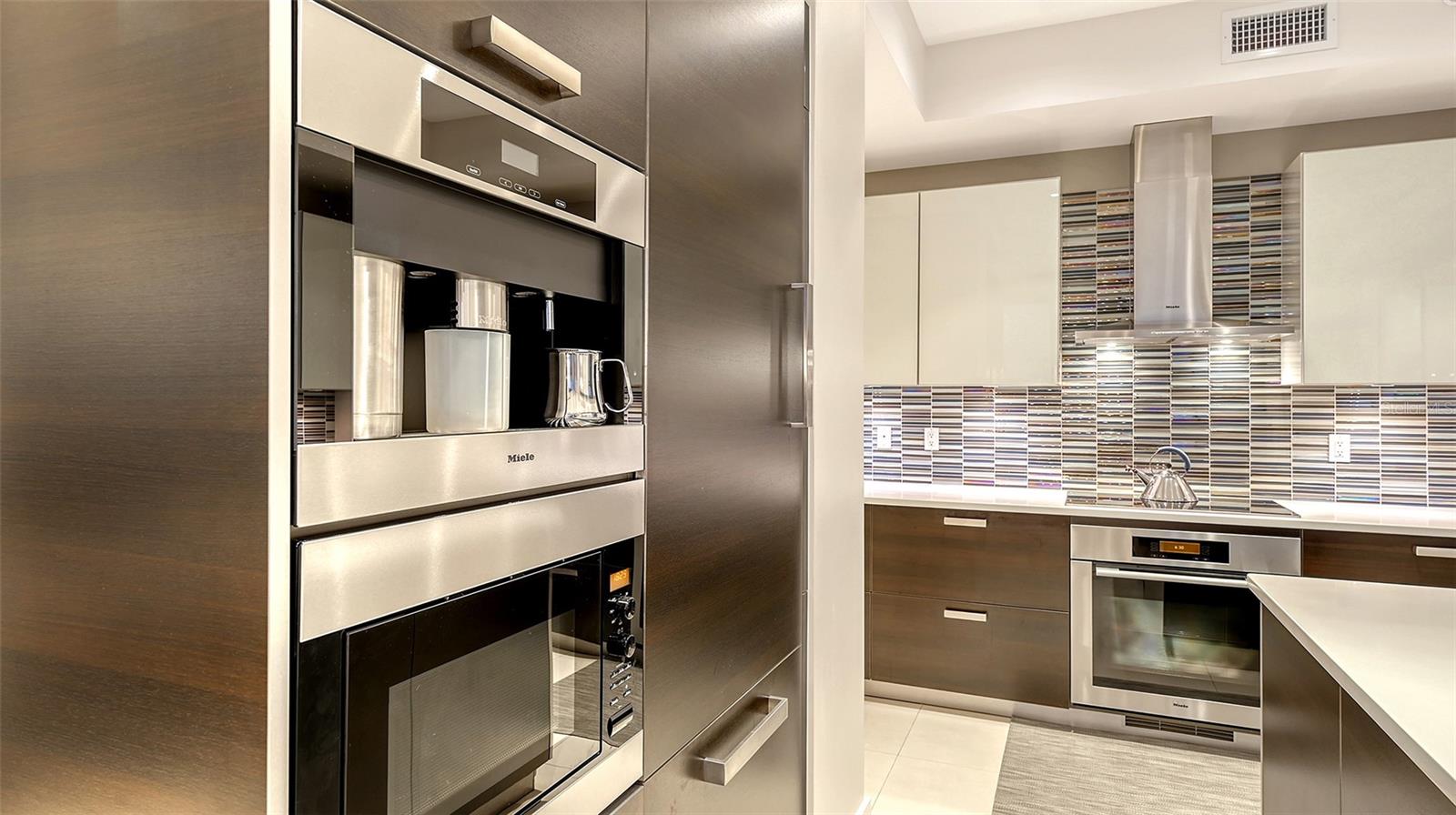 WATER CLUB I AT LONGBOAT KEY - Residential