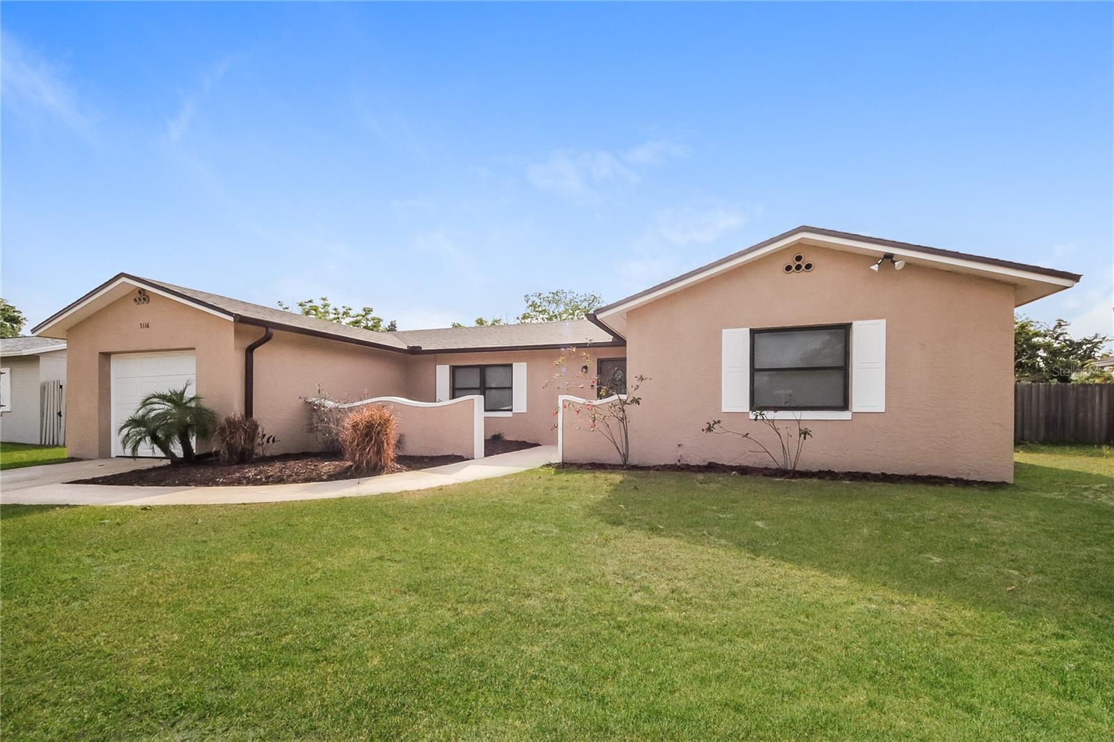 WOODCREST UNIT 01 - Residential Lease