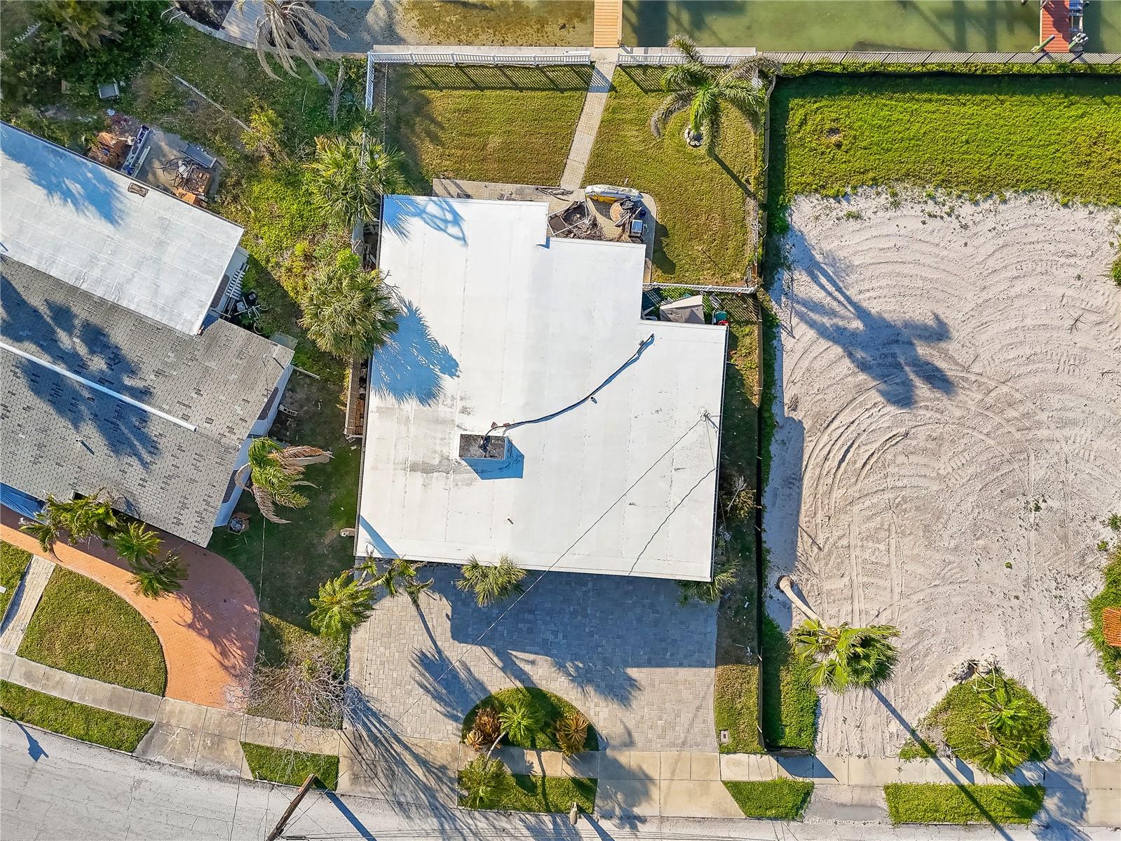 LONE PALM BEACH 5TH ADD - Residential