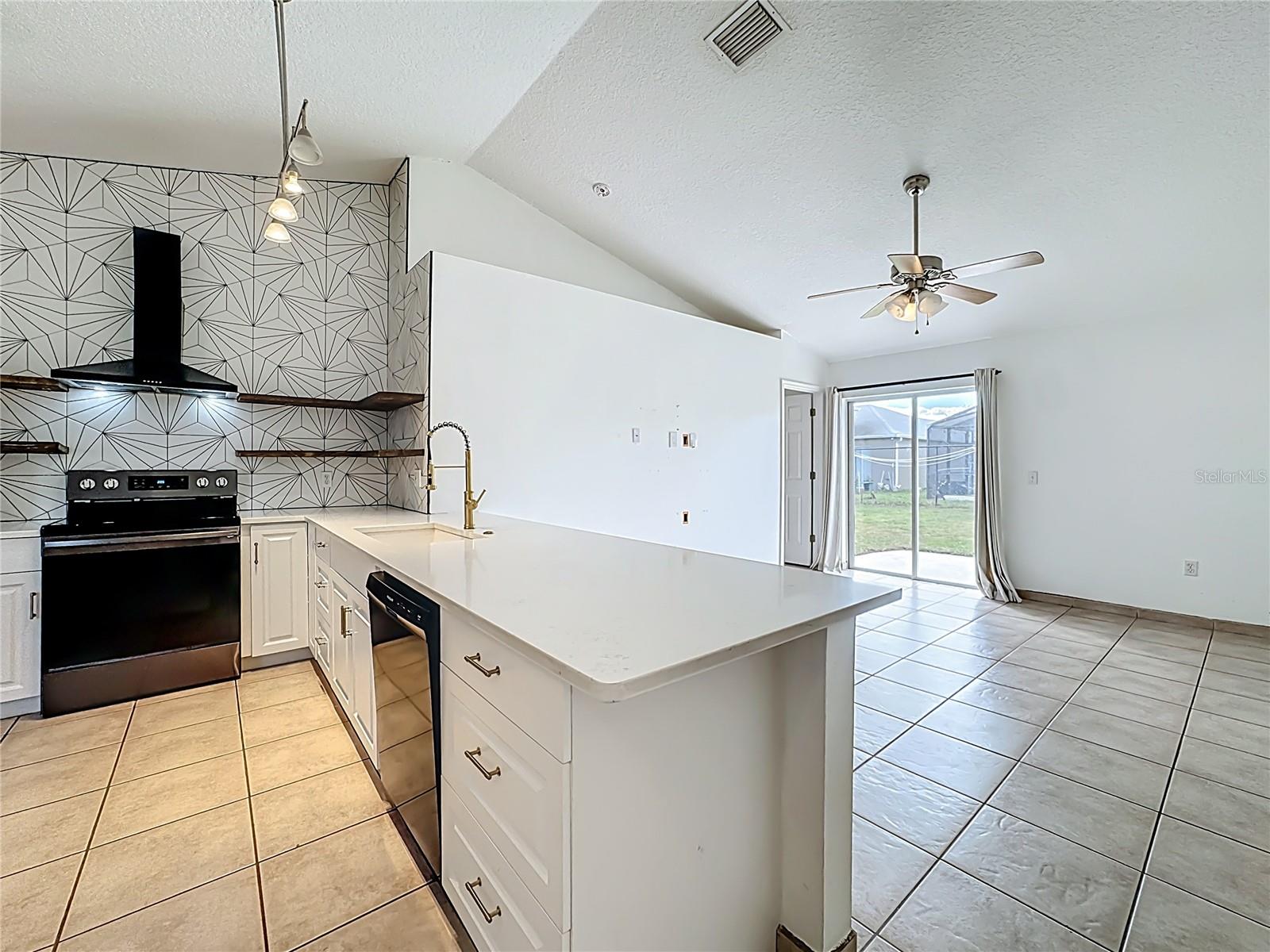 CANOE CREEK ESTATES PH 2 - Residential