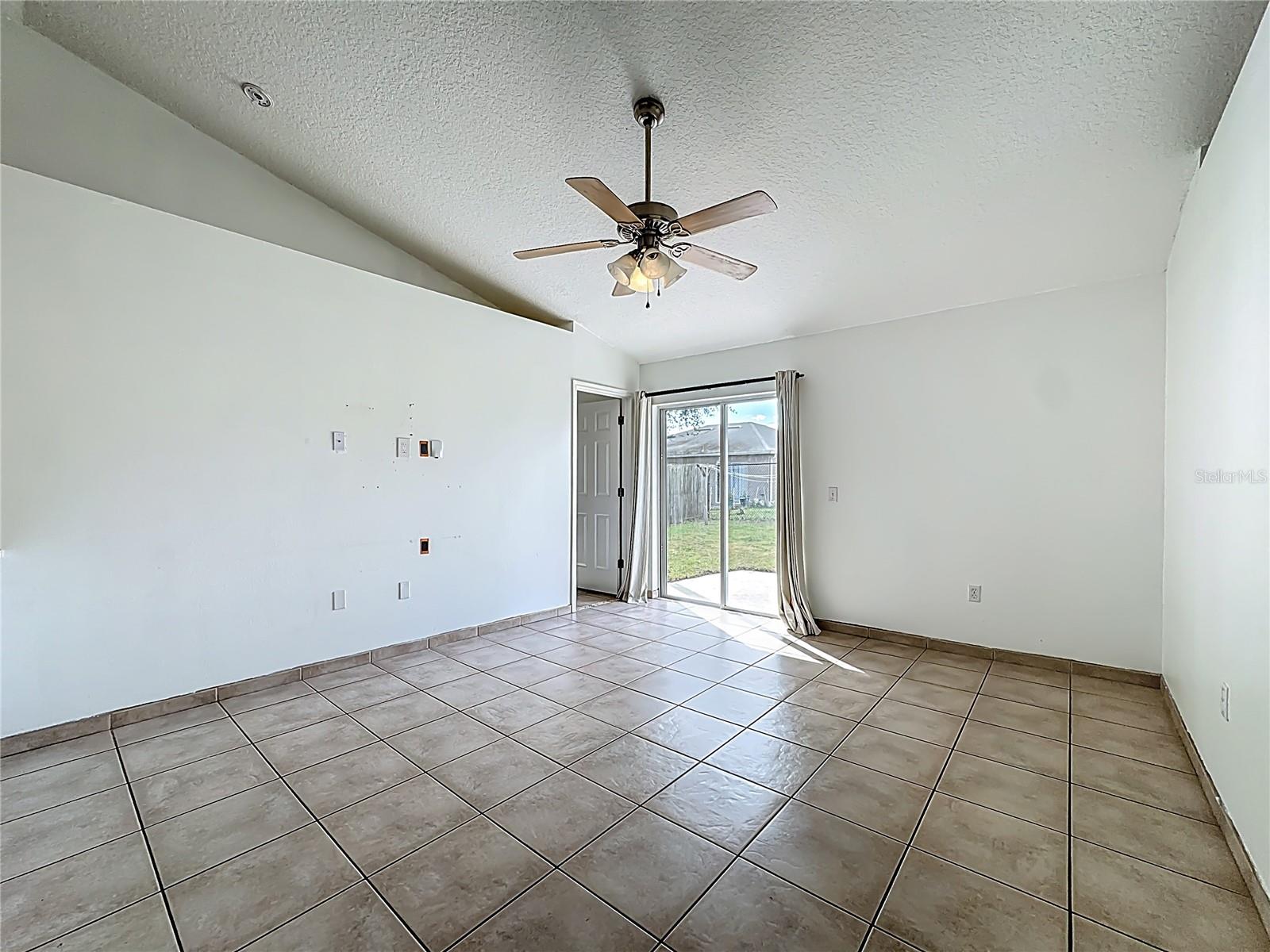 CANOE CREEK ESTATES PH 2 - Residential