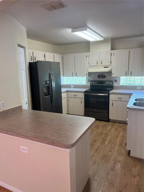 Tiny photo for 6847 SW 114th Street Road, Ocala, FL 34476 (MLS # O6409876)