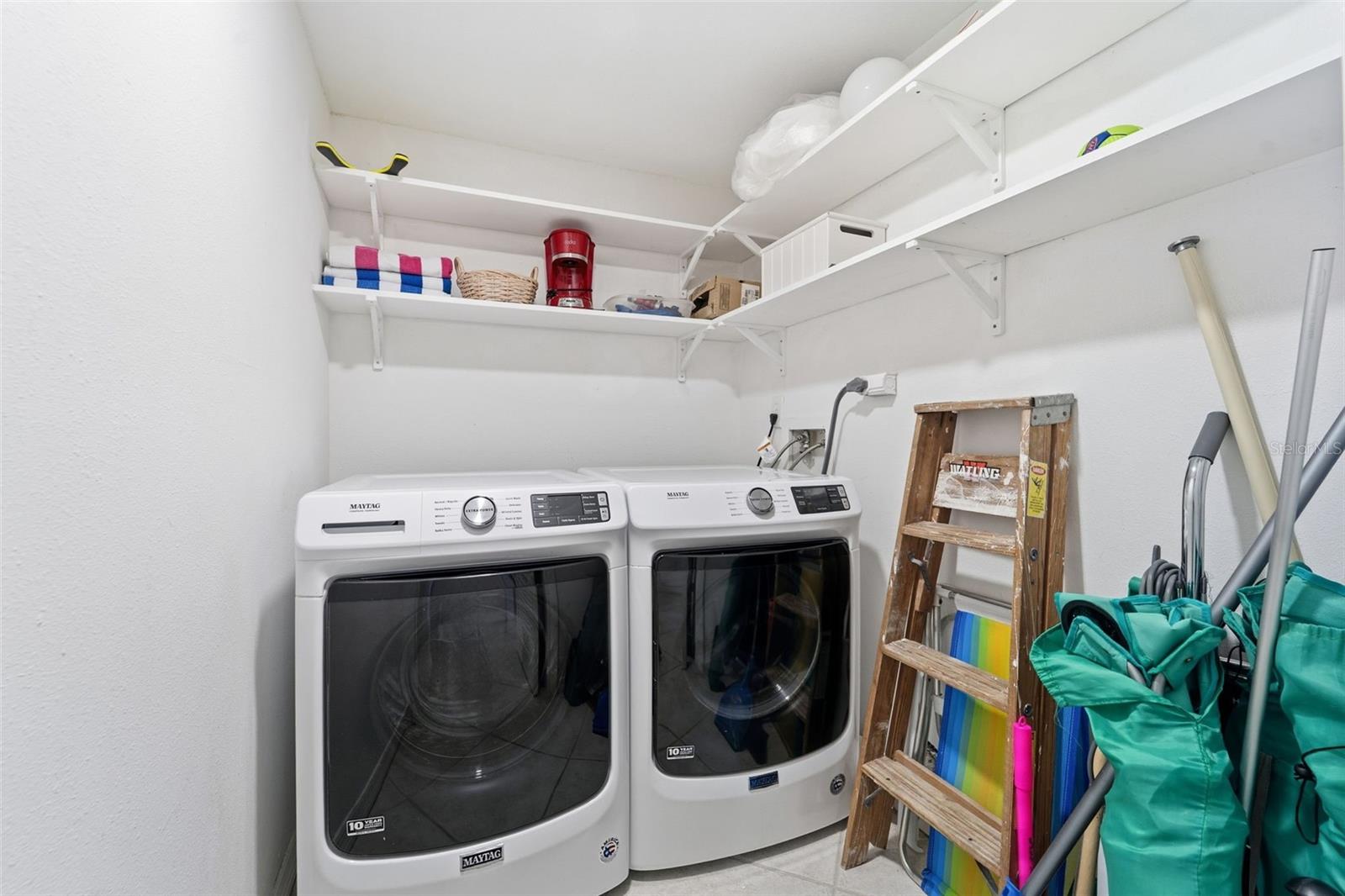 RAM-SEA CONDO - Residential