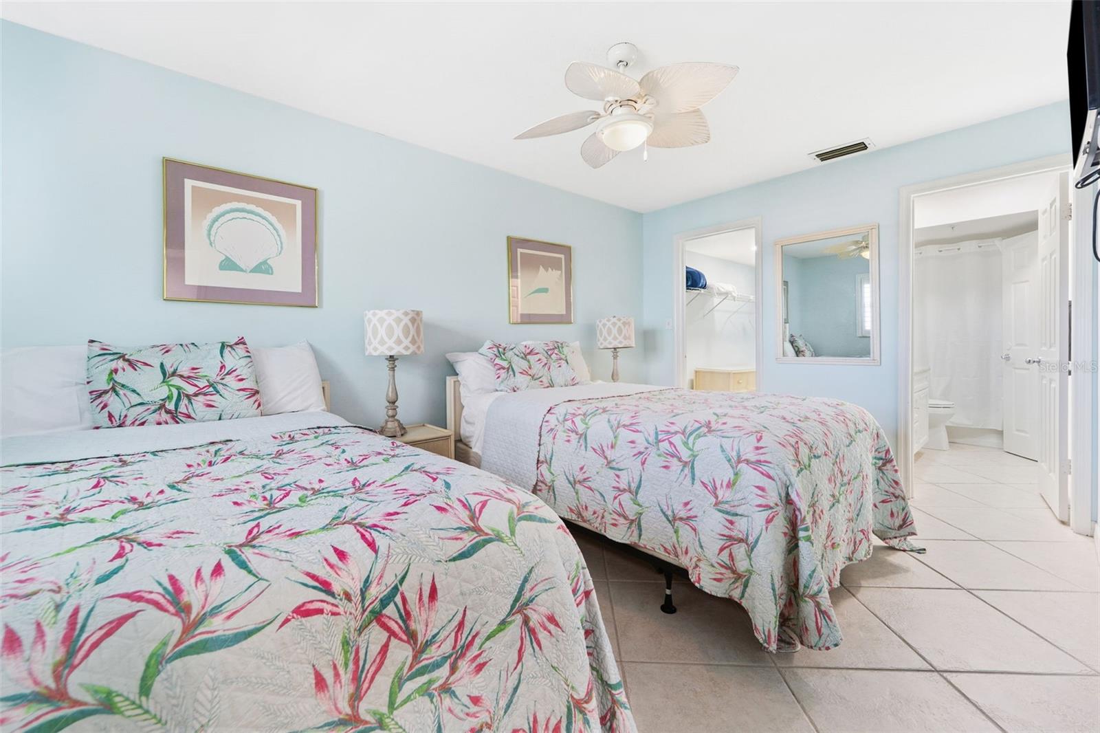 RAM-SEA CONDO - Residential