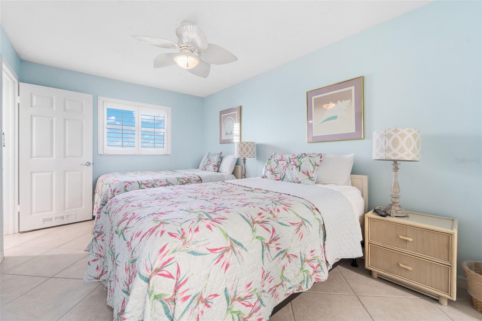 RAM-SEA CONDO - Residential