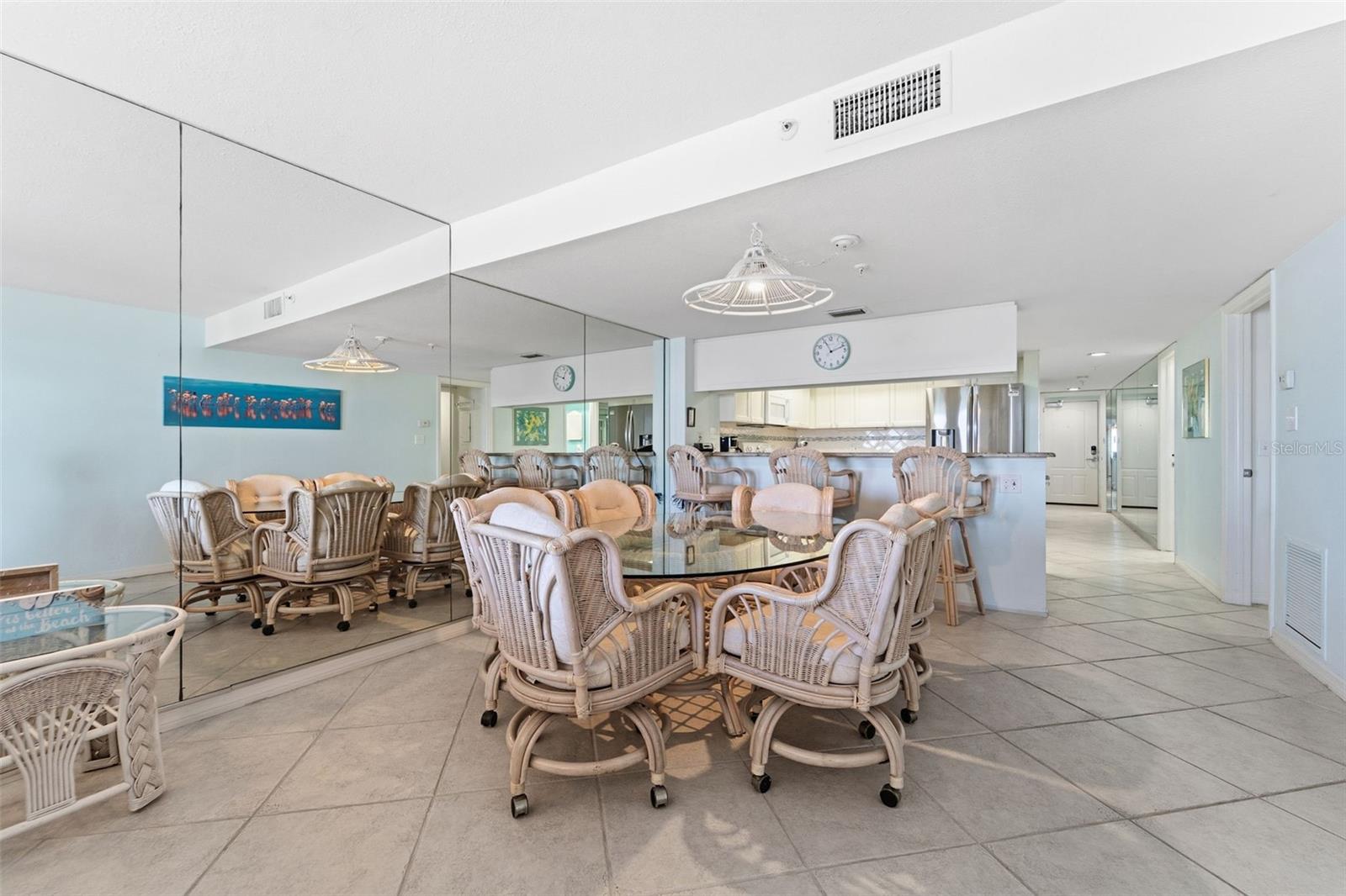 RAM-SEA CONDO - Residential