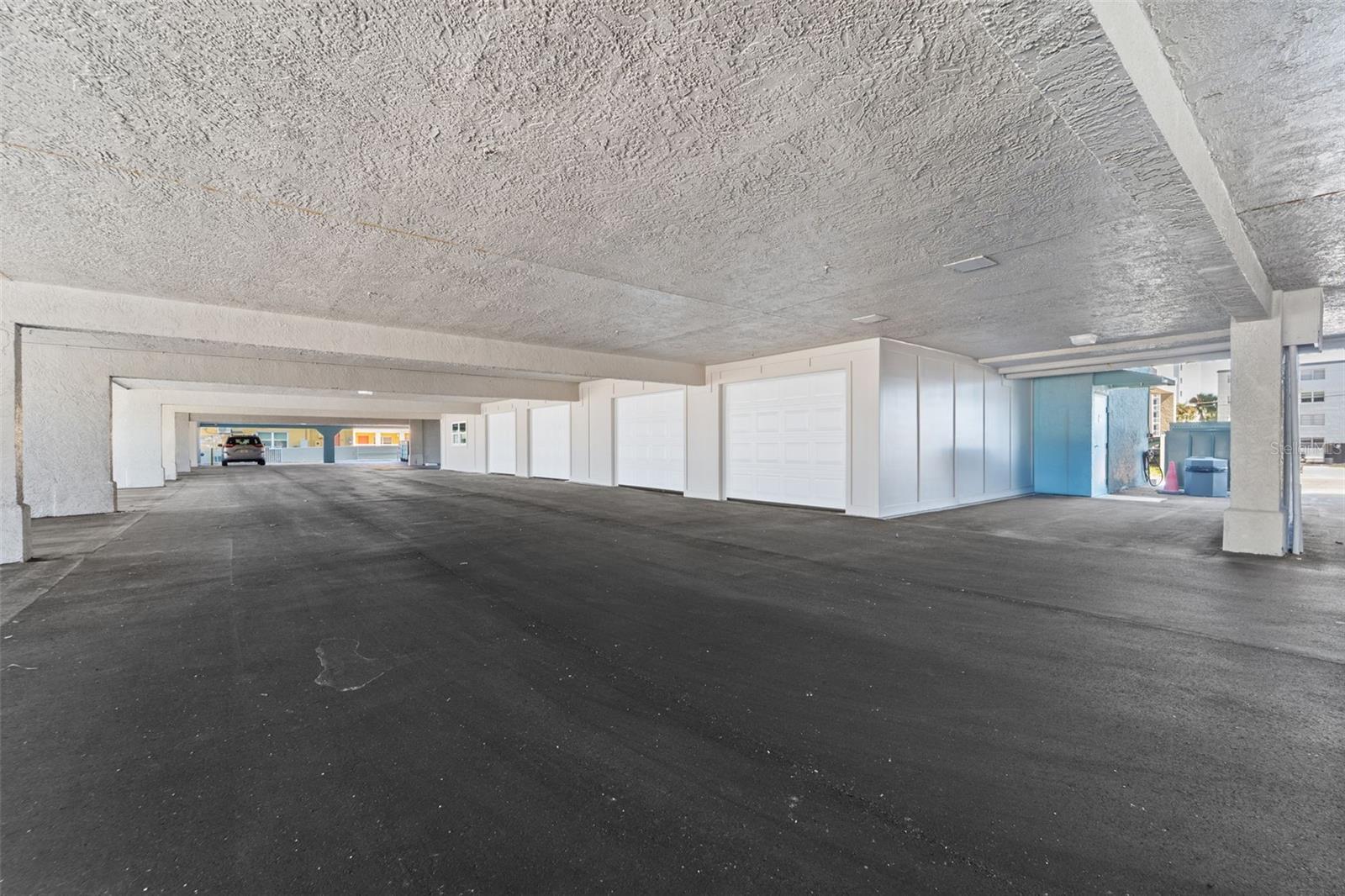 RAM-SEA CONDO - Residential