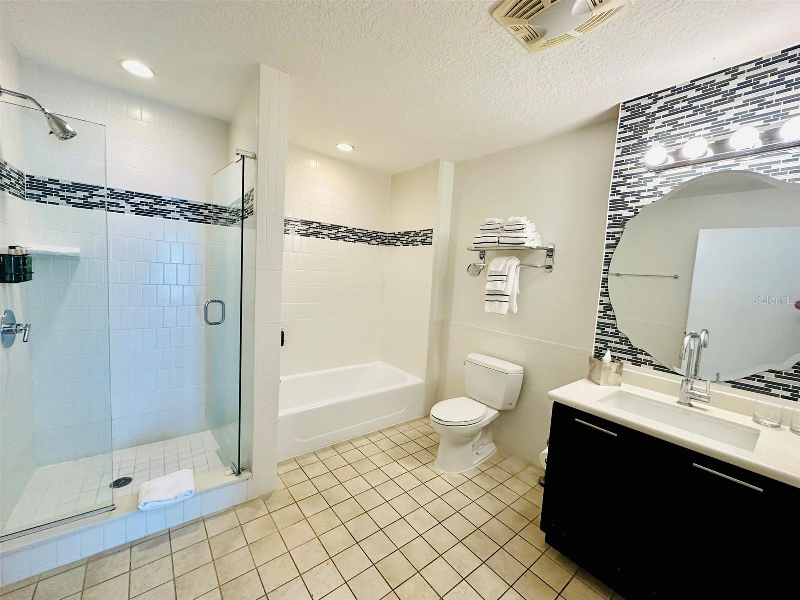 MONA LISA AT CELEBRATION CONDO HOTEL - Residential