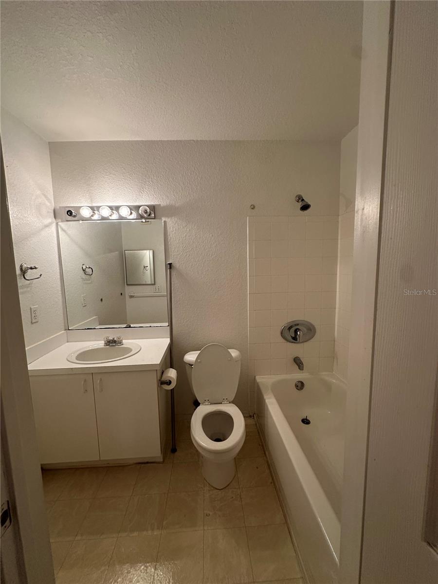 CENTRAL PARK SEC 2 PH 1 - Residential Lease