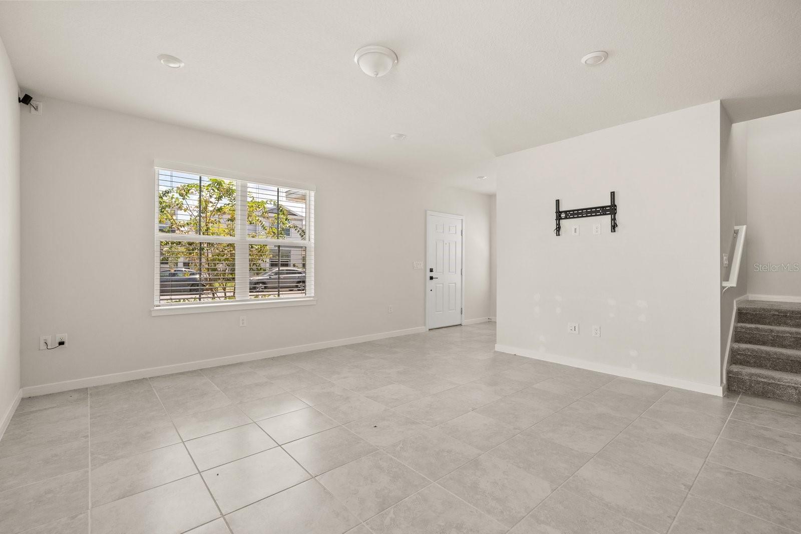 4066 FEATHER TREE DRIVE