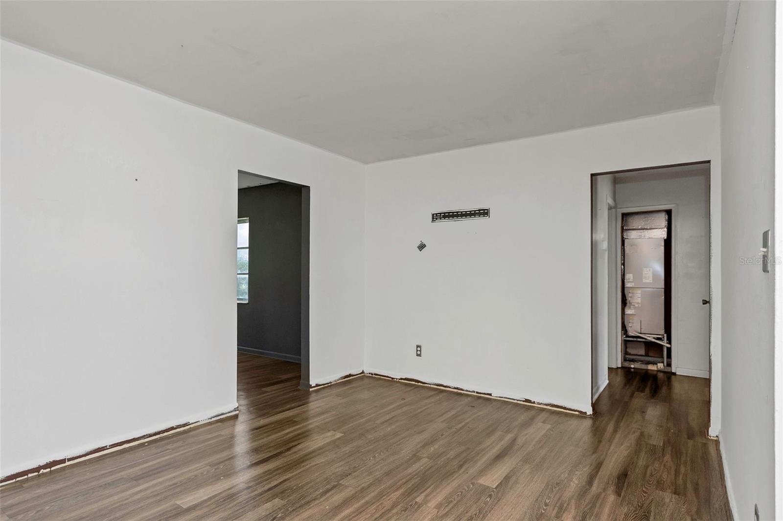 FOREST HEIGHTS - Residential