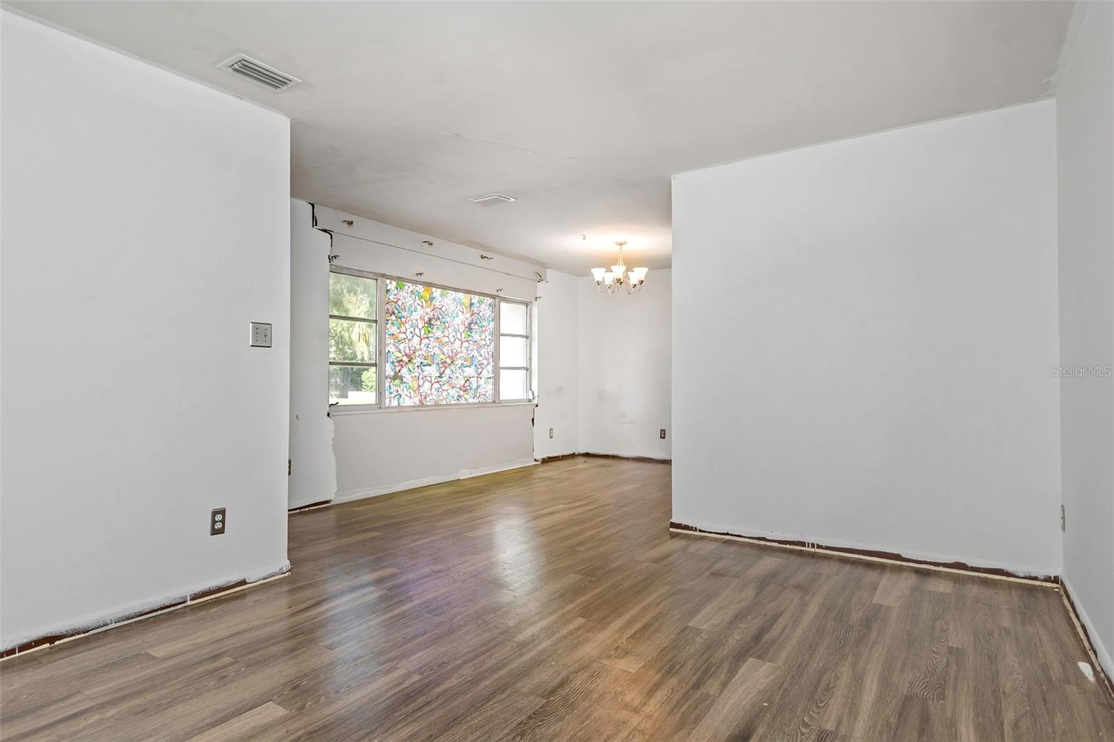 FOREST HEIGHTS - Residential
