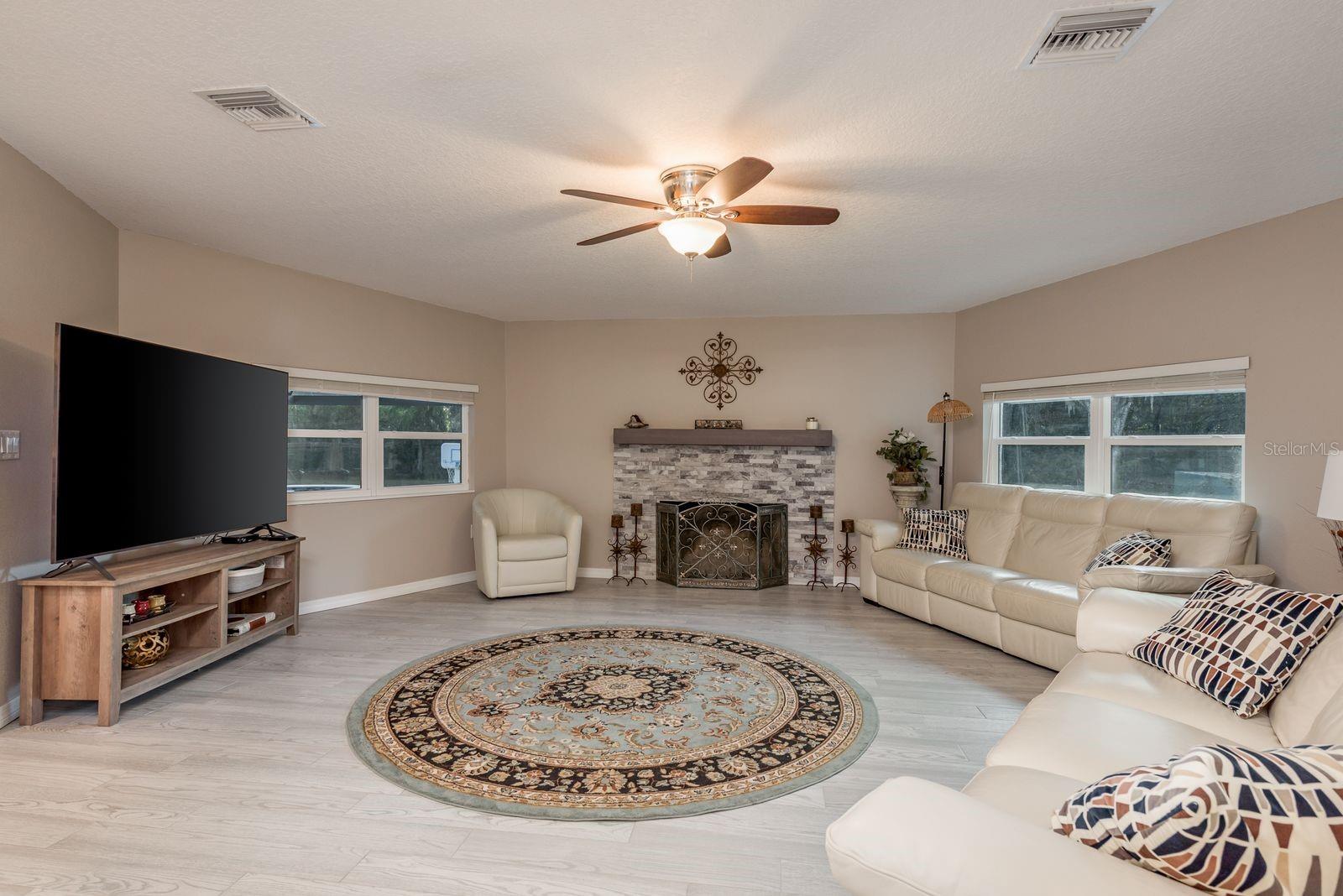 CRCAGE & UNREC PLAT - Residential