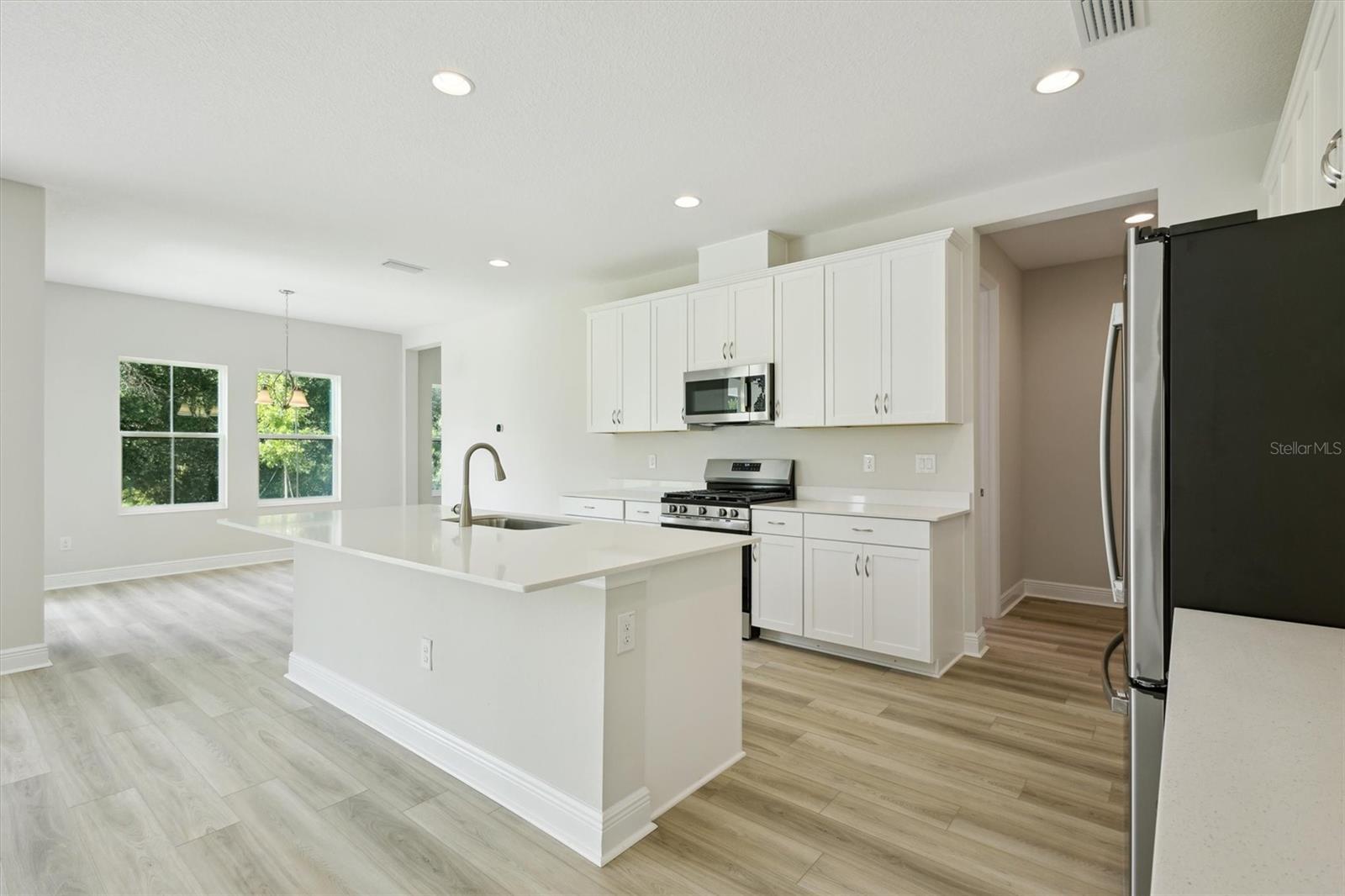 12758 OAK HILL WAY