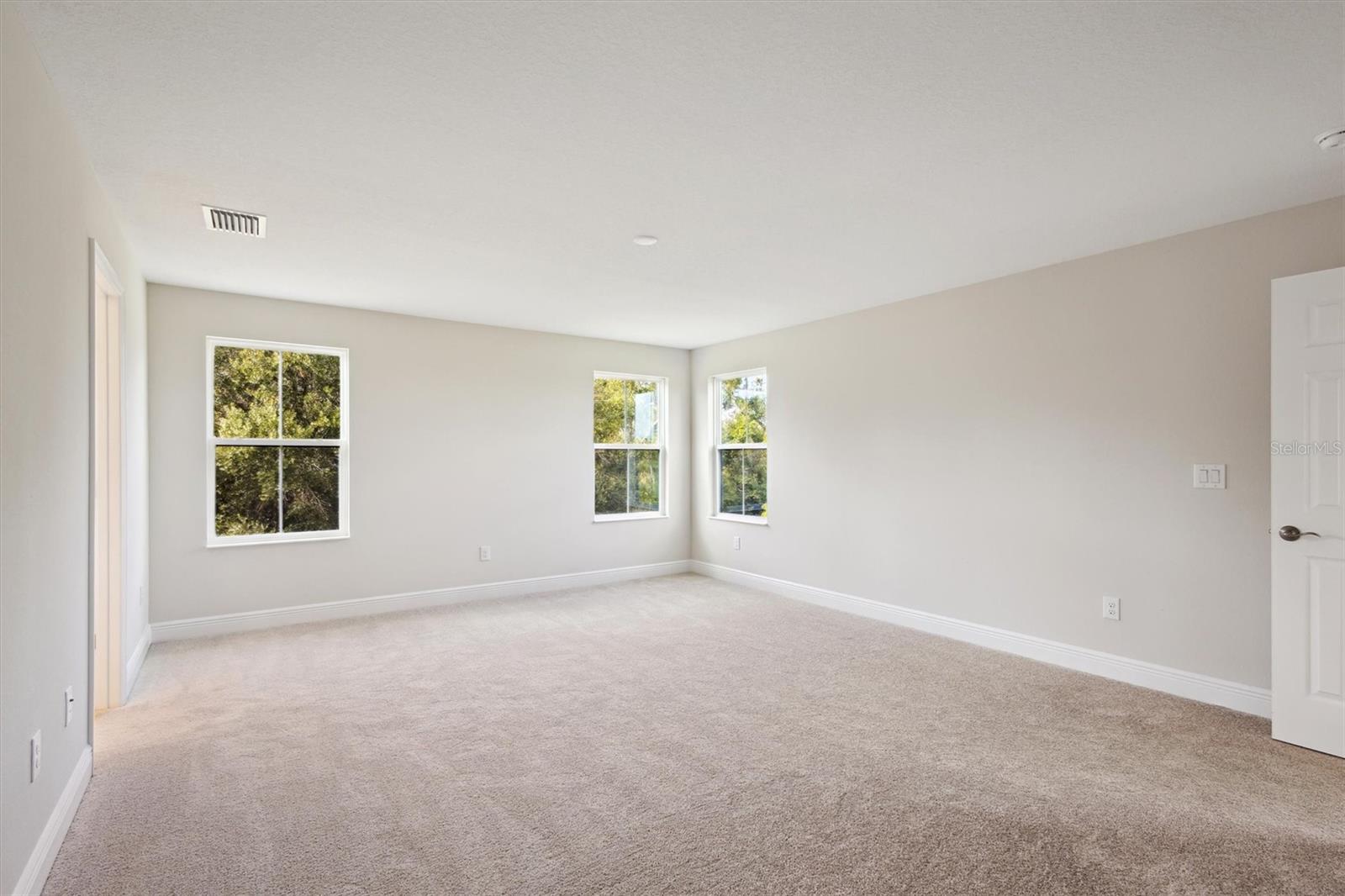 12758 OAK HILL WAY