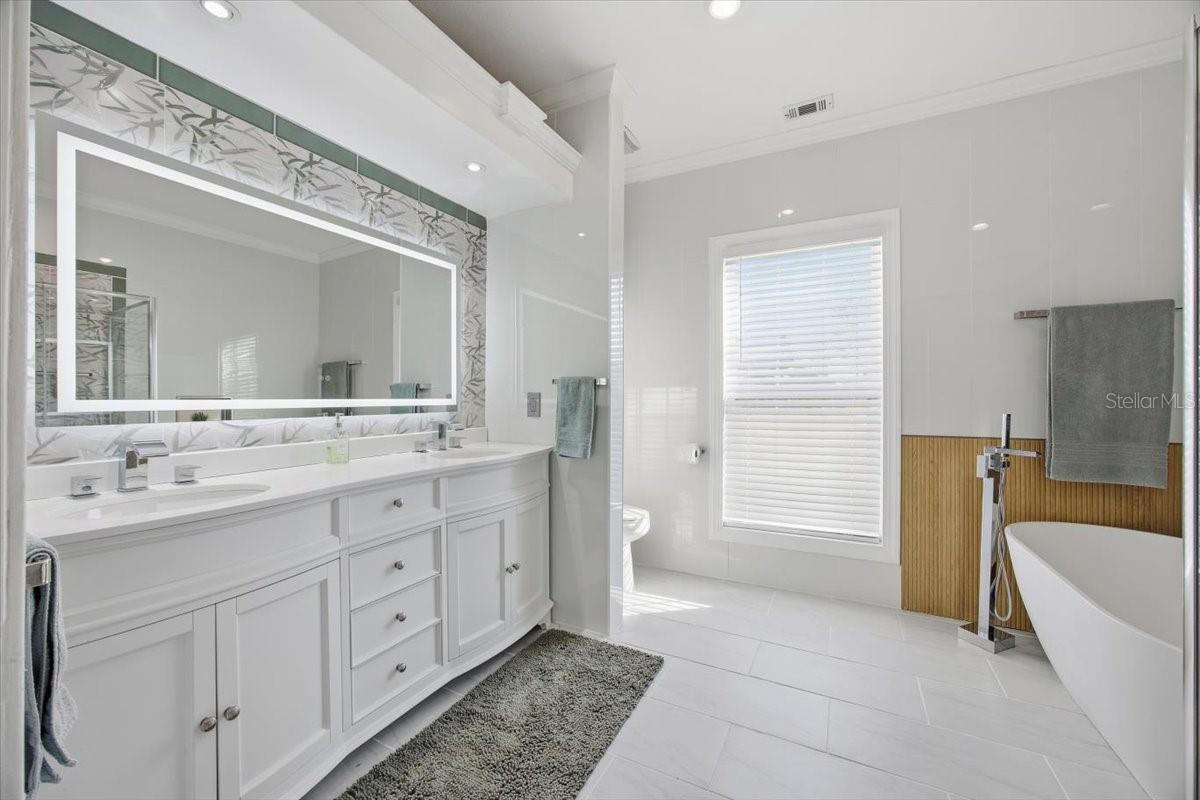 SYLVANA ACRES - Residential