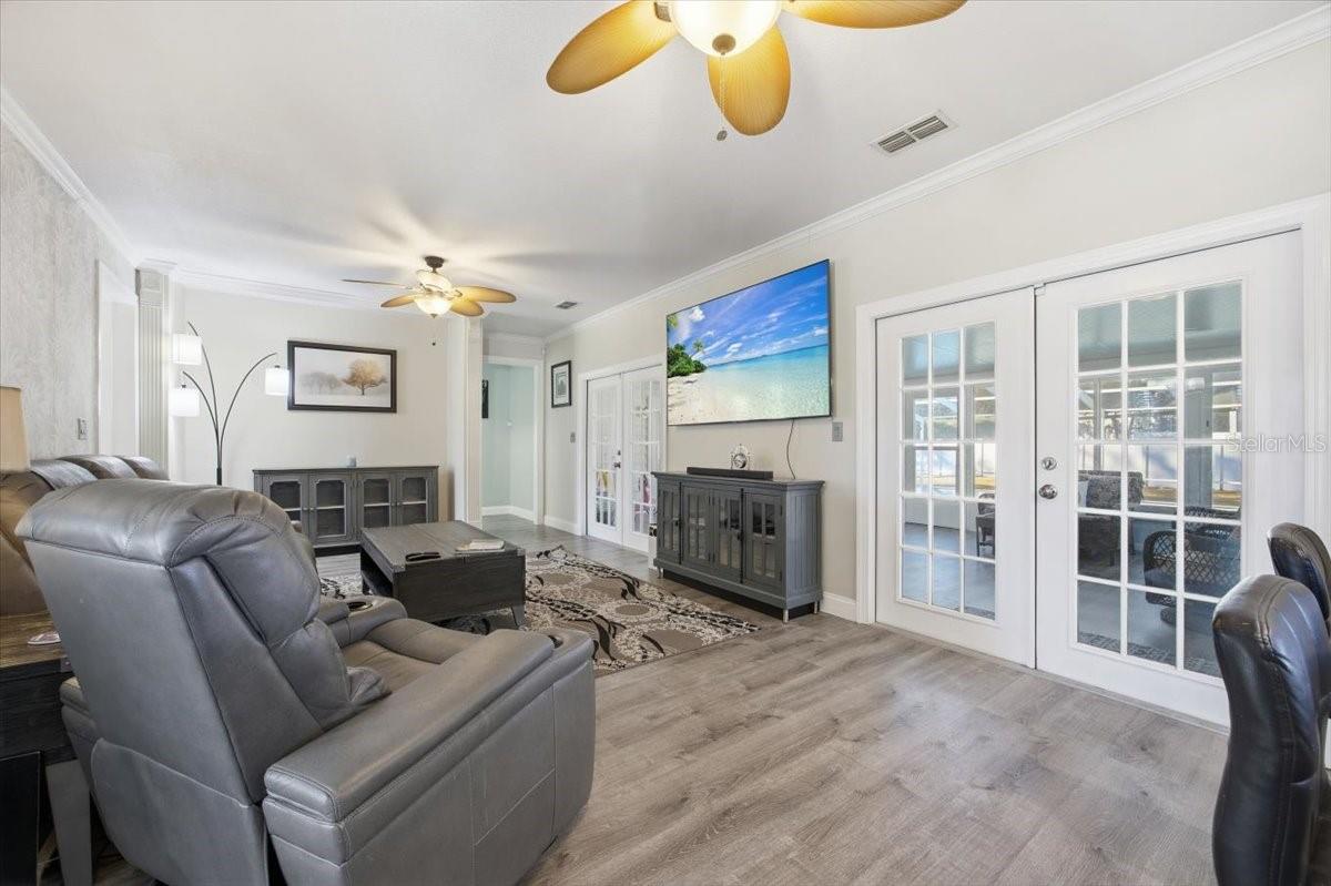 SYLVANA ACRES - Residential