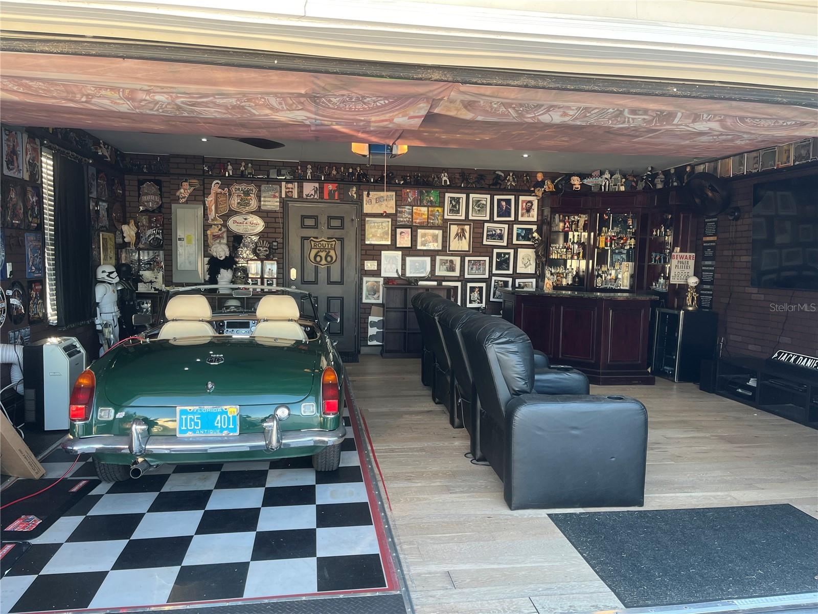 SYLVANA ACRES - Residential