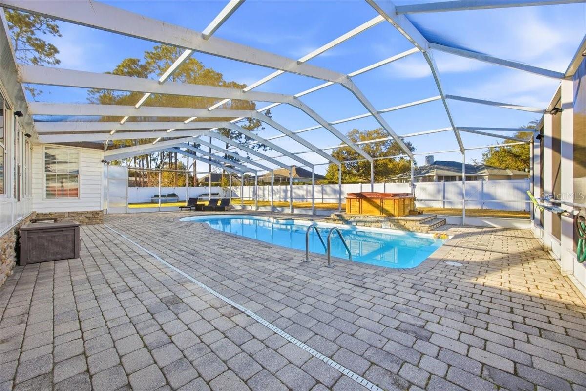 SYLVANA ACRES - Residential