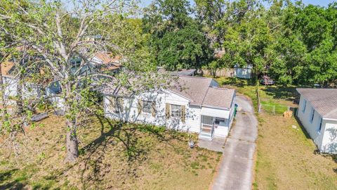 1025 W BERRY AVENUE TAMPA FL 33603