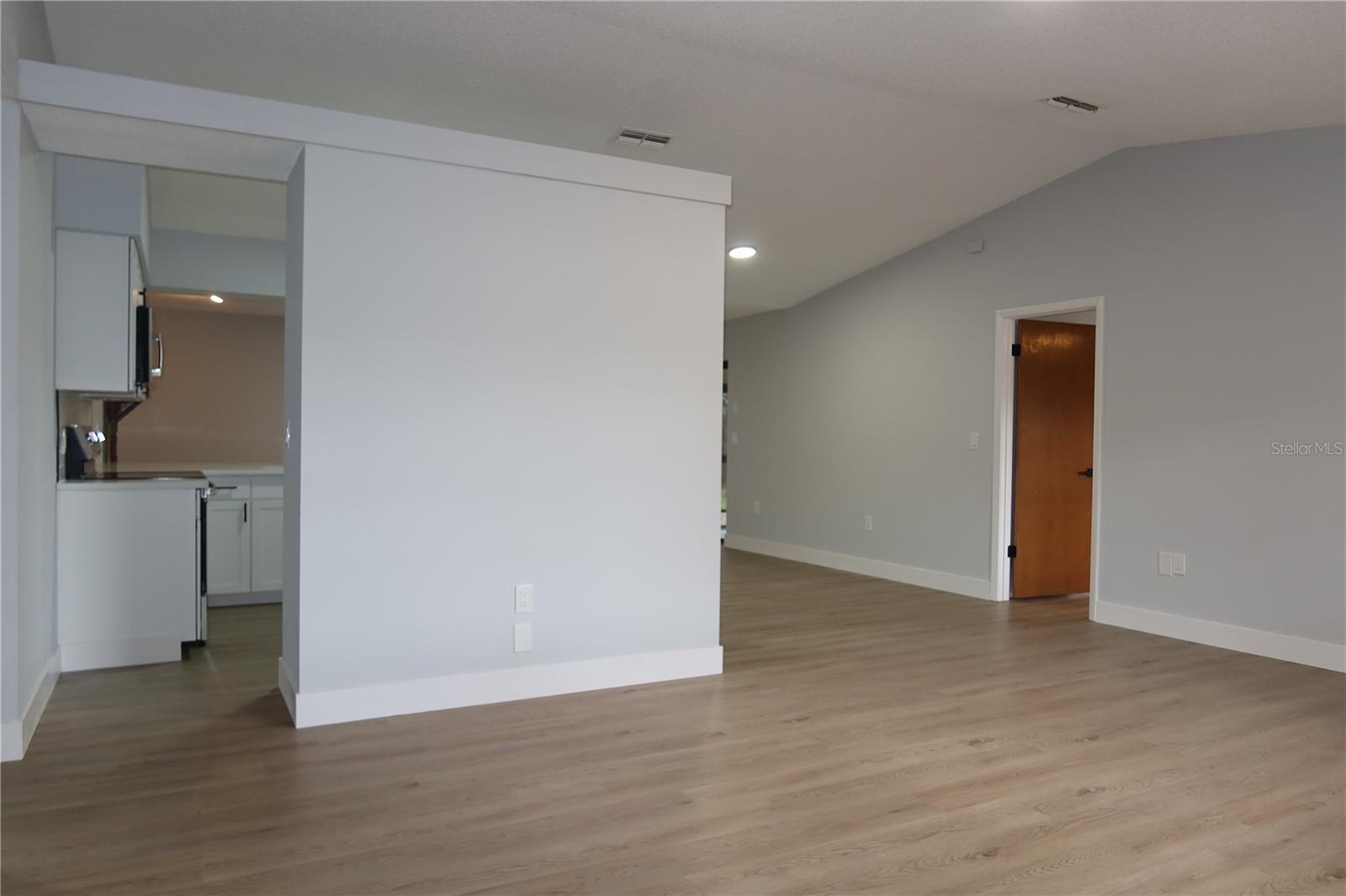 SPRING HILL - Residential