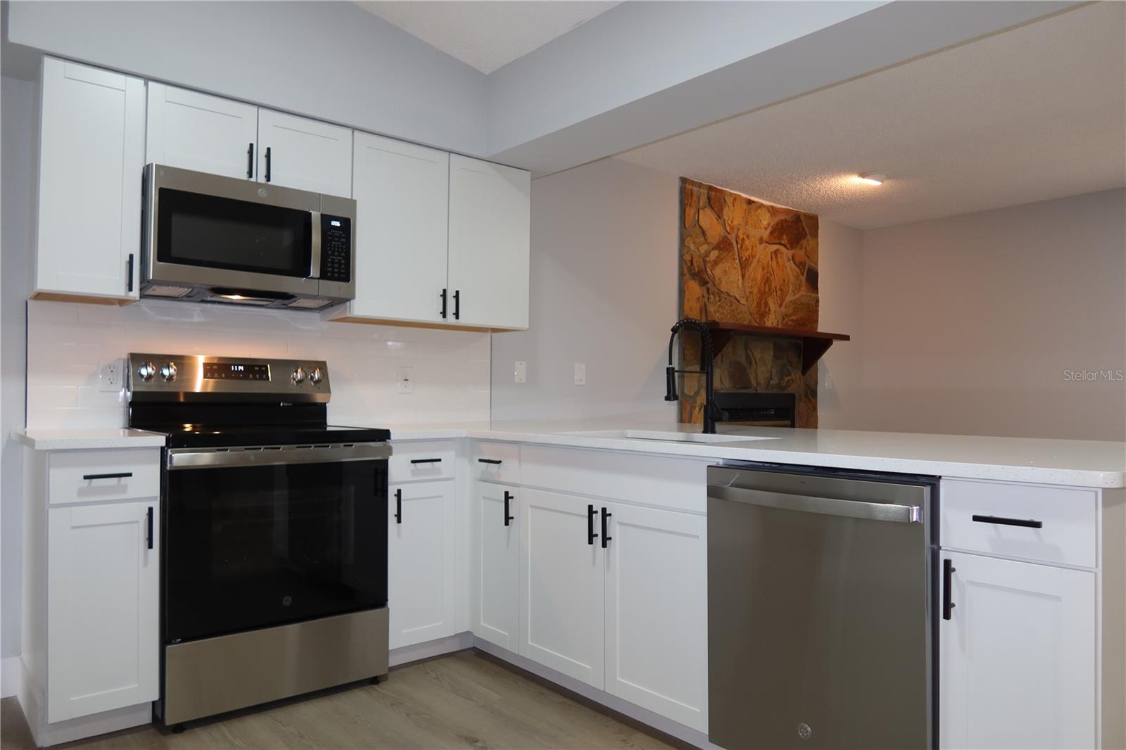 SPRING HILL - Residential