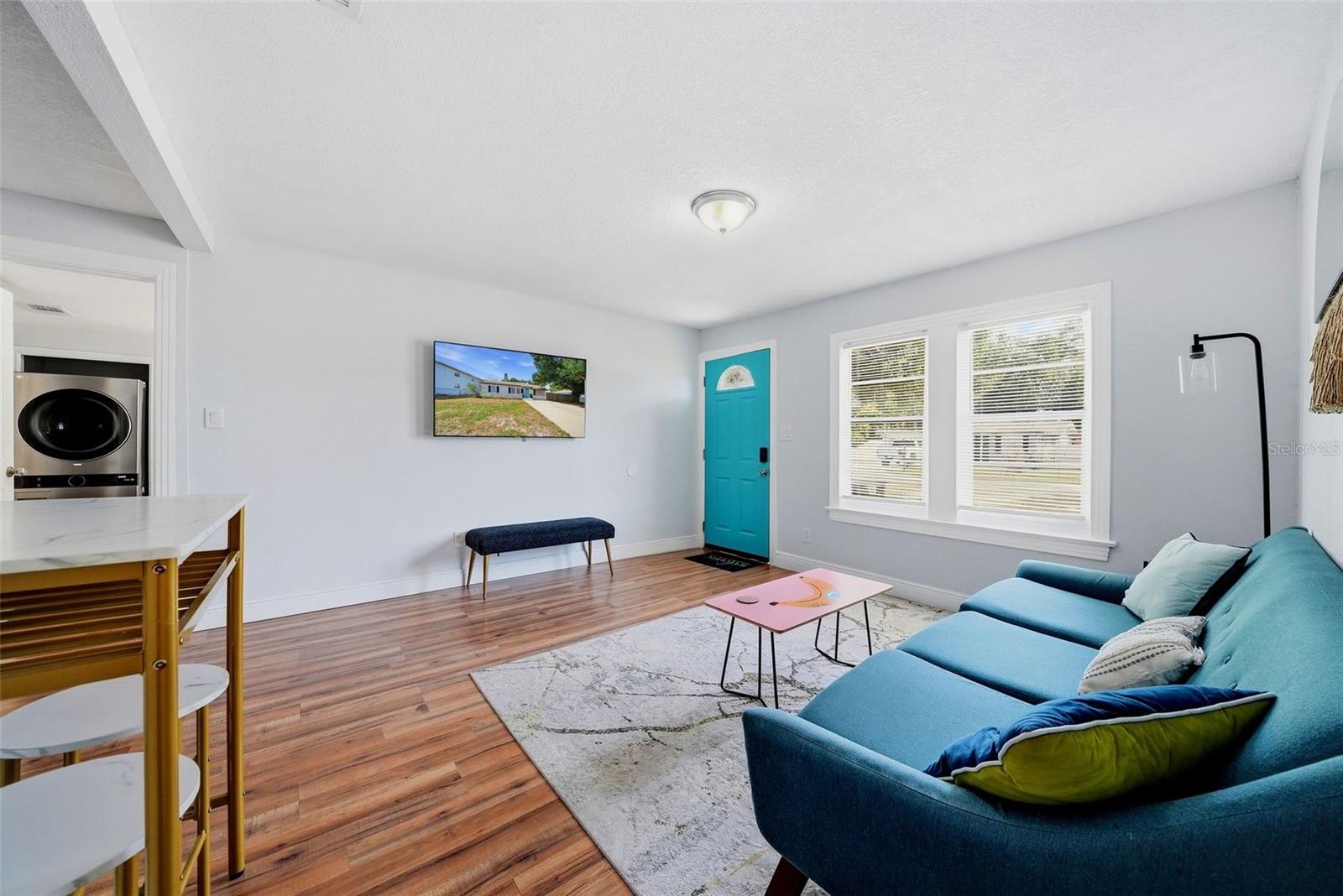 INTERBAY - Residential