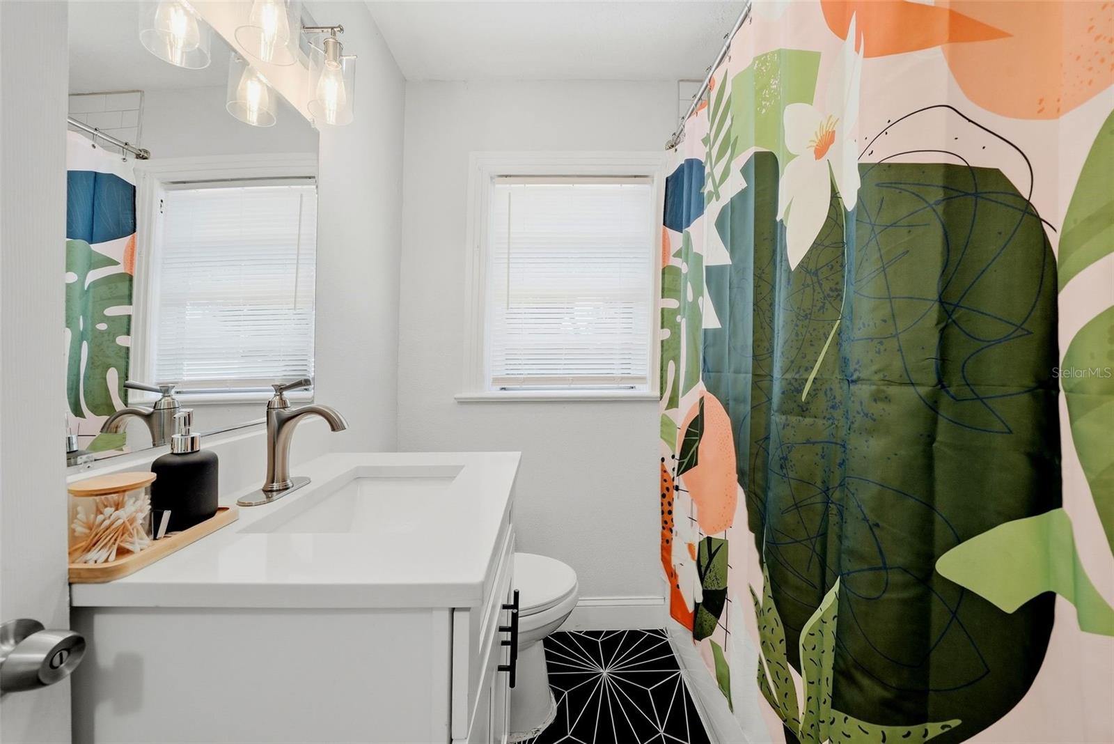 INTERBAY - Residential