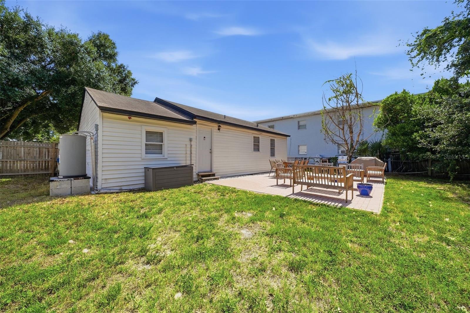 INTERBAY - Residential