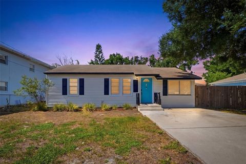 Photo of 3715 Ohio Avenue, Tampa, FL 33611 (MLS # TB8512579)