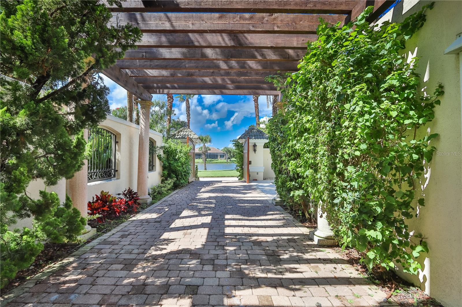 HAMMOCK DUNES - Residential