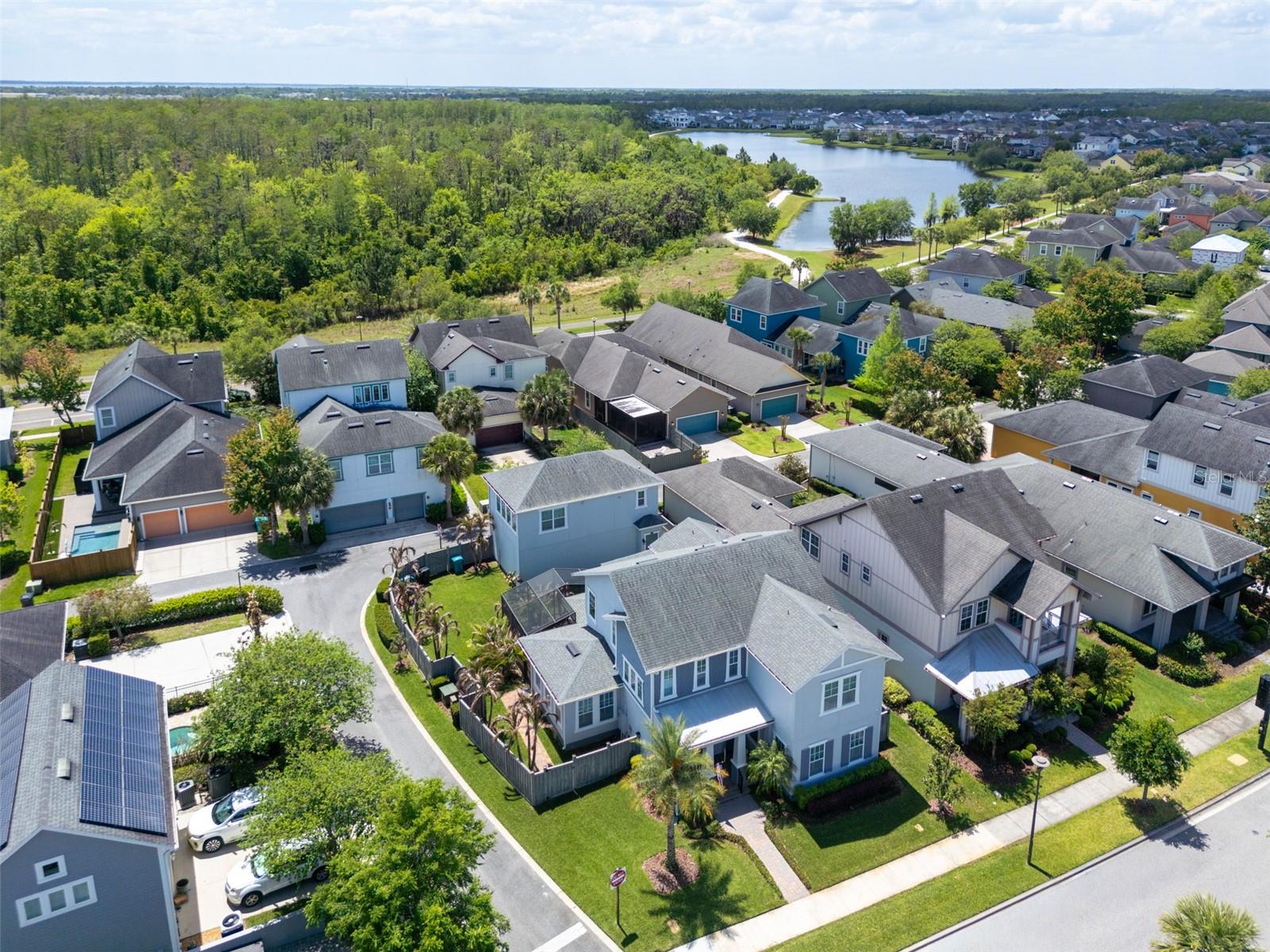 LAUREATE PARK - Residential