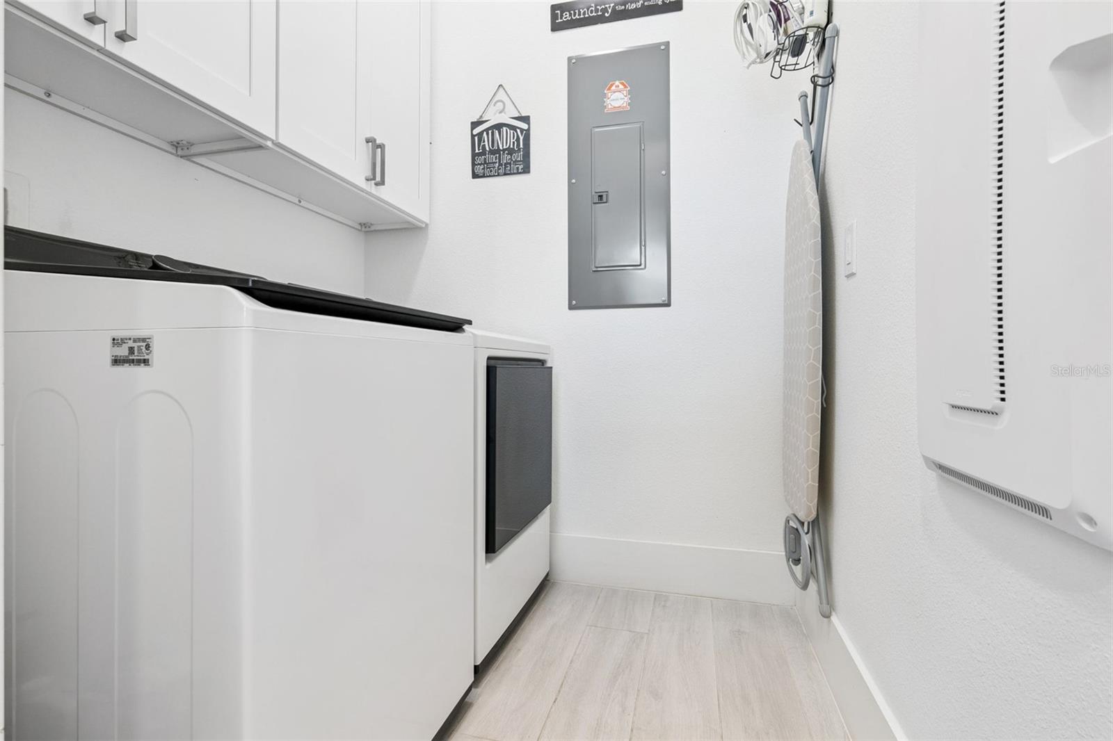LAUREATE PARK - Residential
